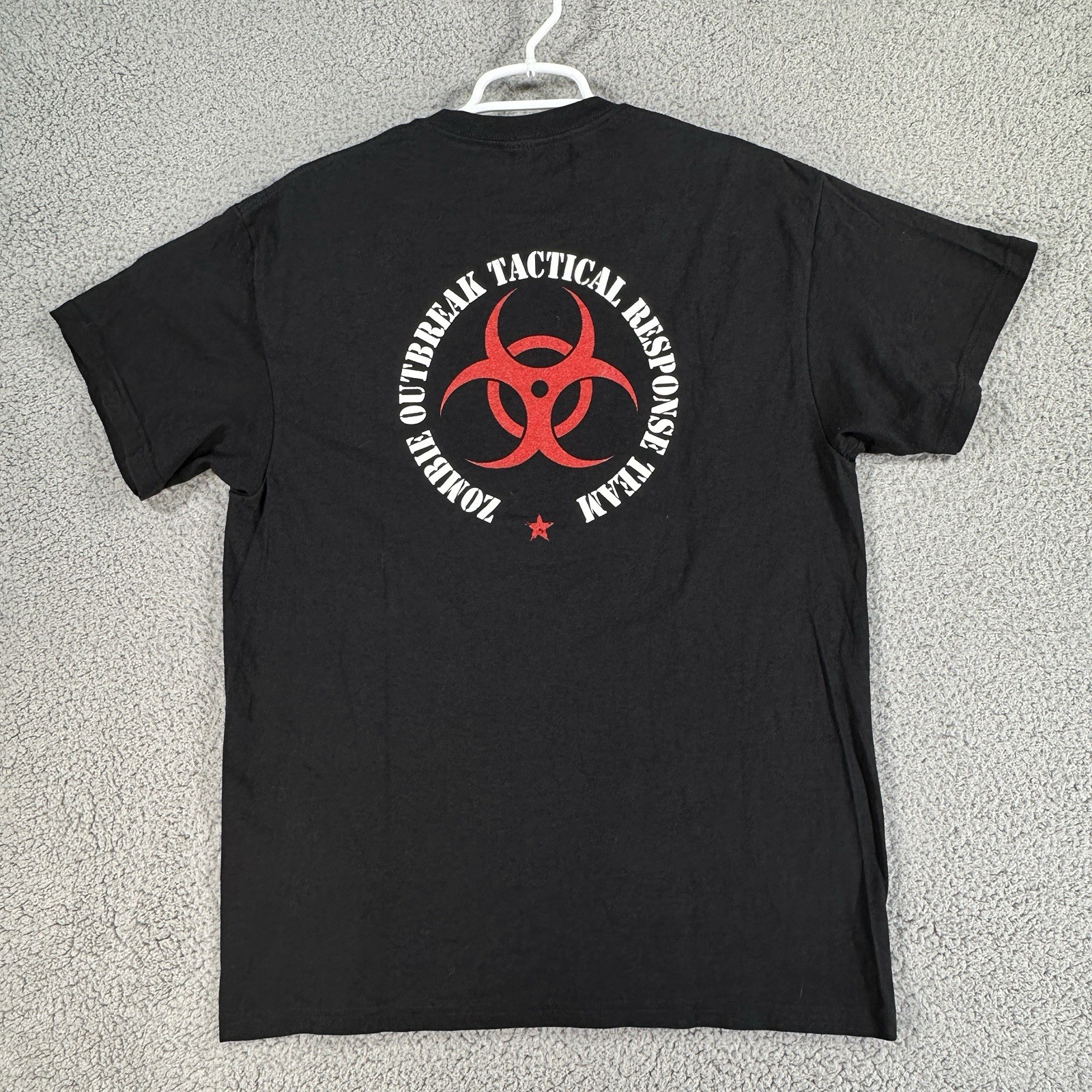 Zombie Outbreak Tactical Response Black T-Shirt Size L Graphic Tee