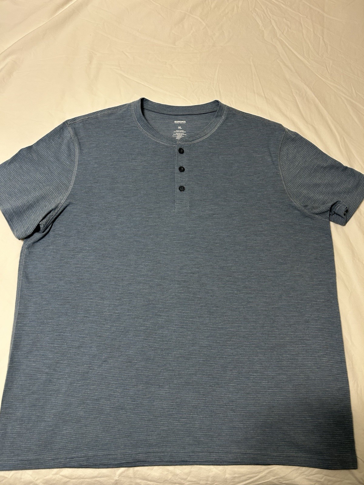 Sonoma Men’s XL Blue Striped Henley T-Shirt Short Sleeve 3-Button Knit