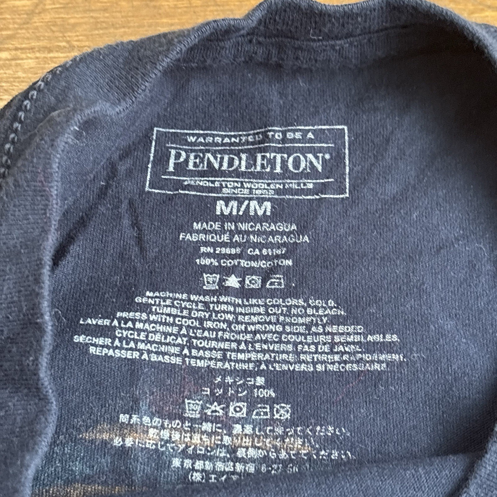 Pendleton Men’s M Woolen Mills Graphic T-Shirt Navy Blue Aztec Tribal Graphic