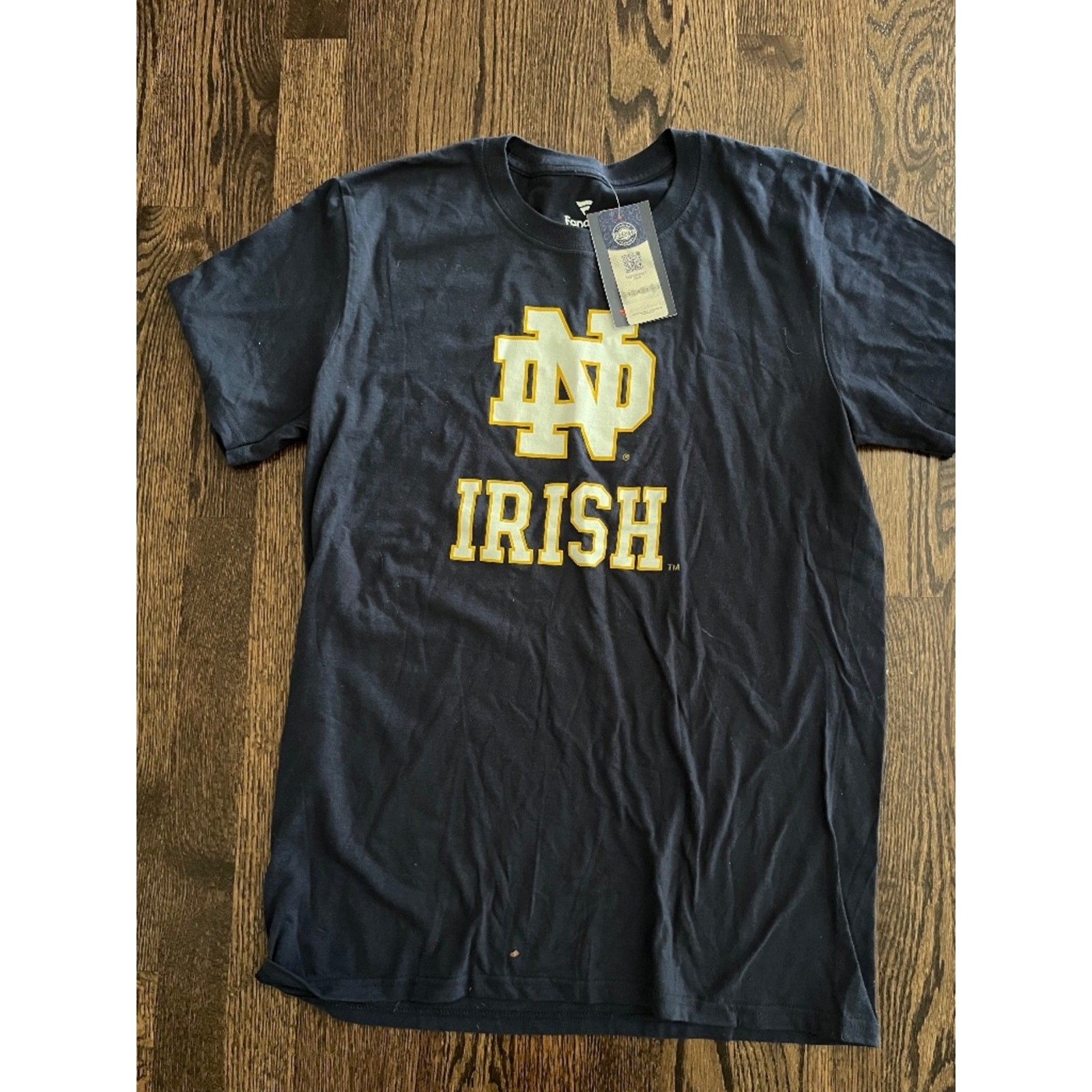 NWT Fanatics Notre Dame Fighting Irish Navy Blue T-Shirt – Medium