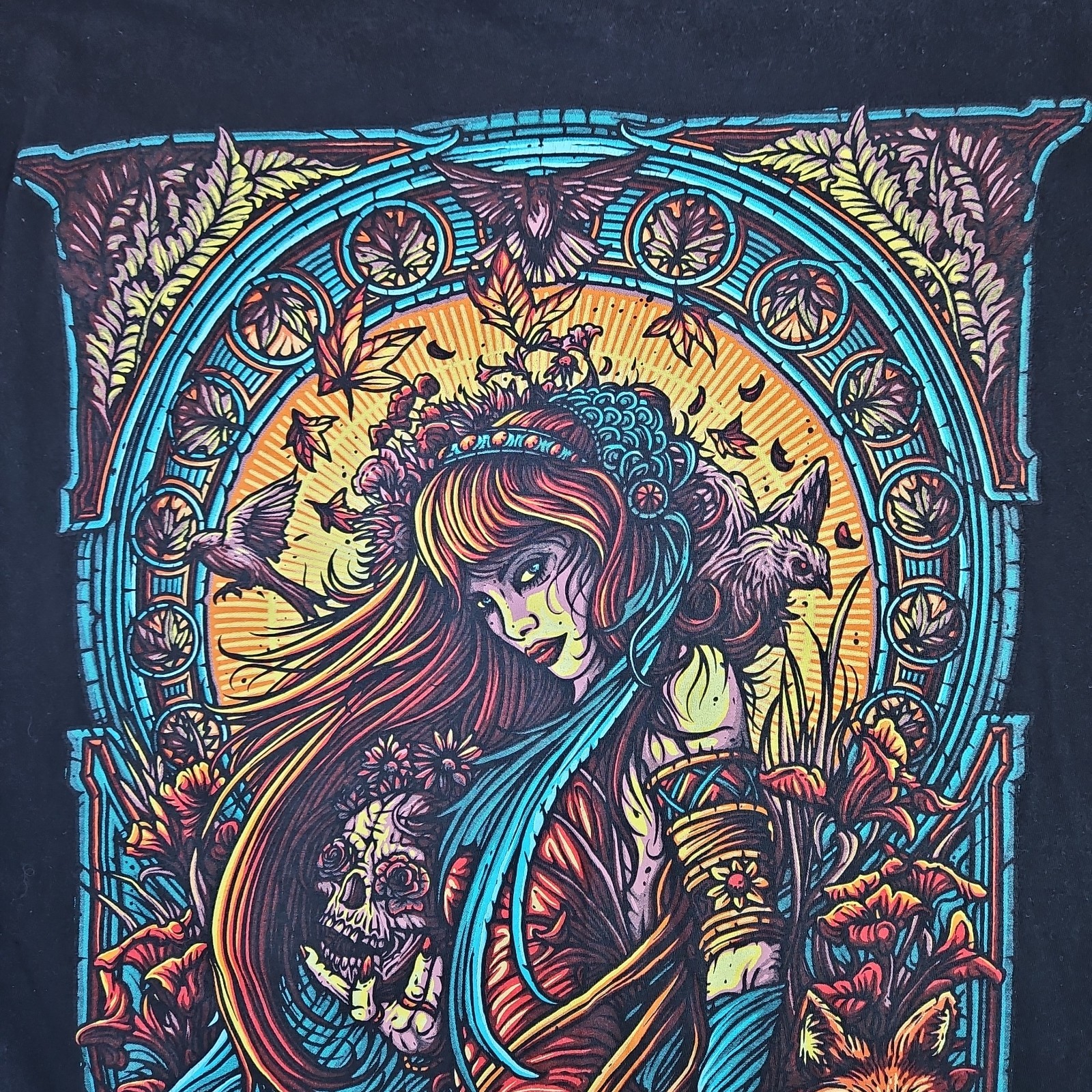 Mumford Clothing T-Shirt Psychedelic Women Warrior Black Size XL Graphic Fantasy