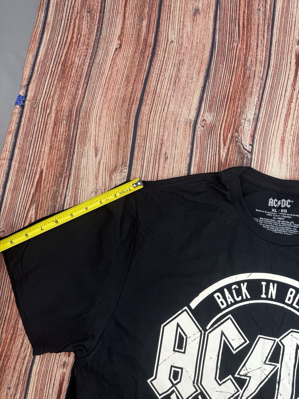 ACDC Back In Black World Tour 1981 Retro Graphic T-shirt Mens XL Black Music