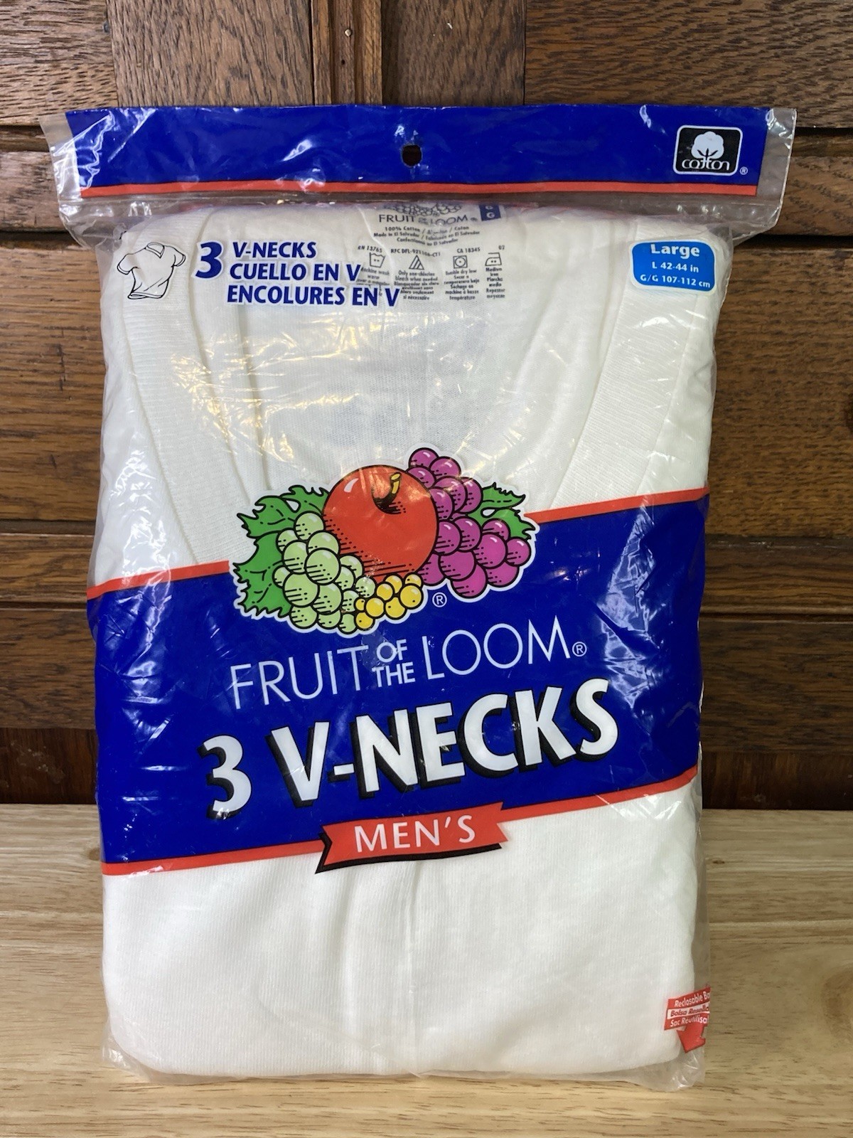 Vtg NEW Fruit of the Loom Mens V-Neck T-Shirts Medium 2004 100% Cotton Pack of 3
