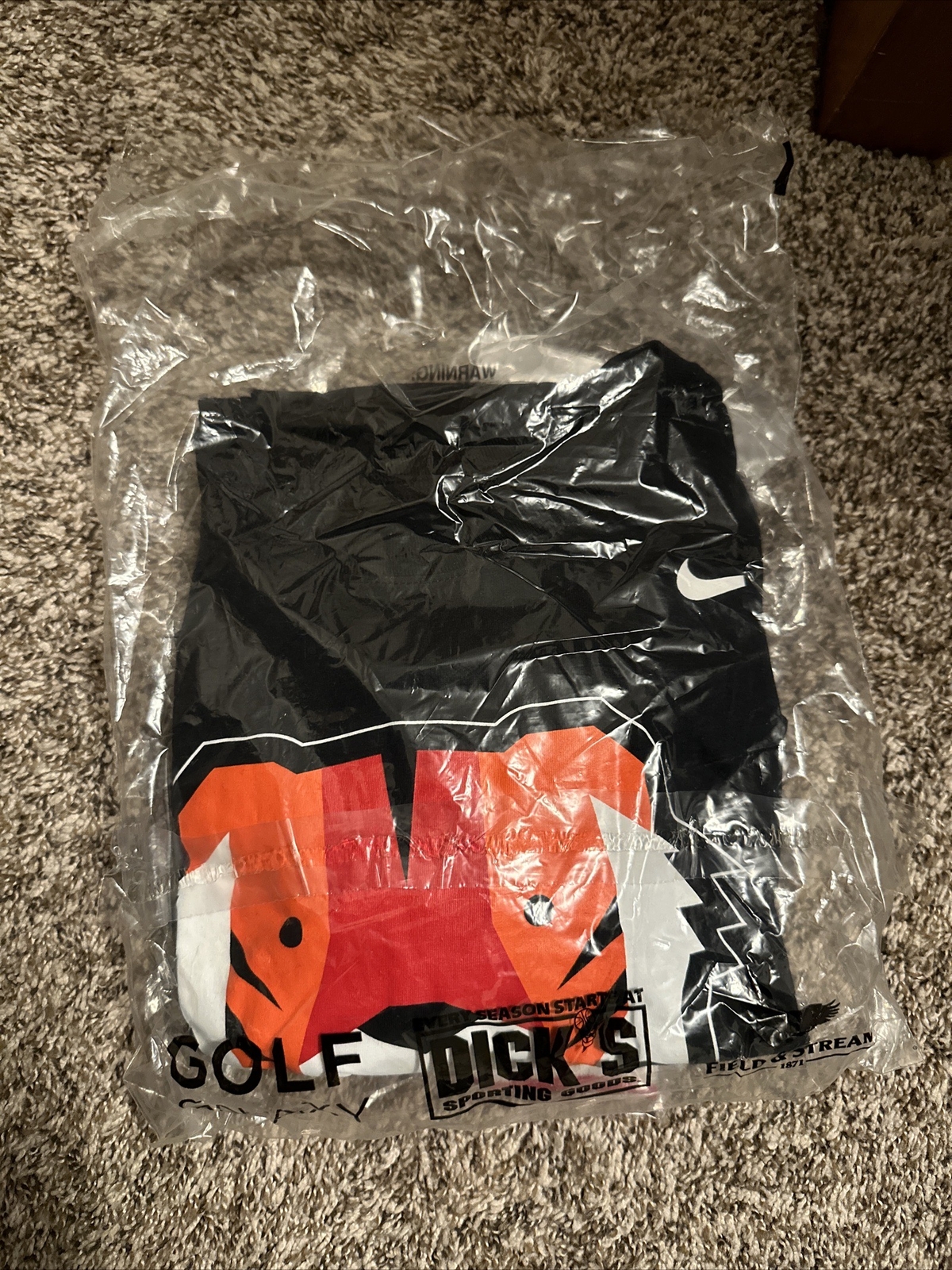 Nike Golf Tiger Woods Frank Club Head Cover Black Tee T-Shirt Men’s Size XLarge
