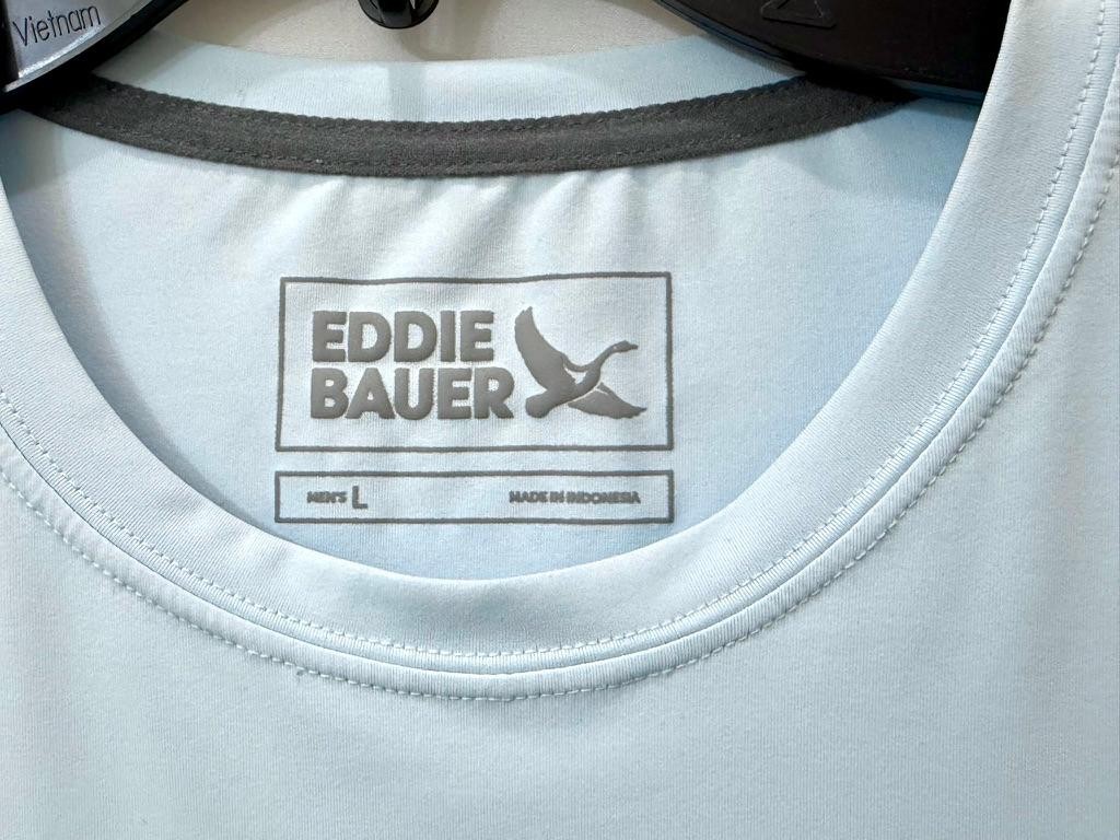 Eddie Bauer Mens Large Light Blue Short Sleeve Performance Graphic T-Shirt
