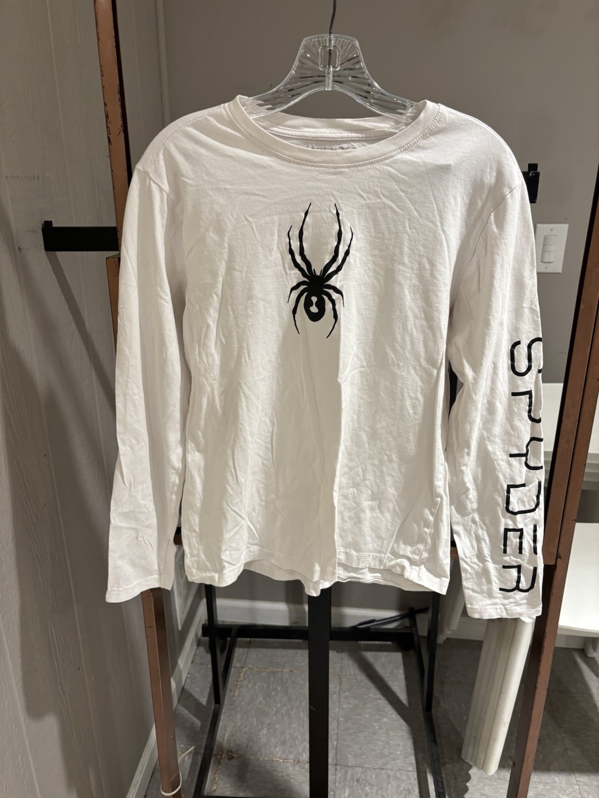 Spyder Brand Men’s Or Boys Long Sleeve T-Shirt Size Adult Medium Cotton EUC