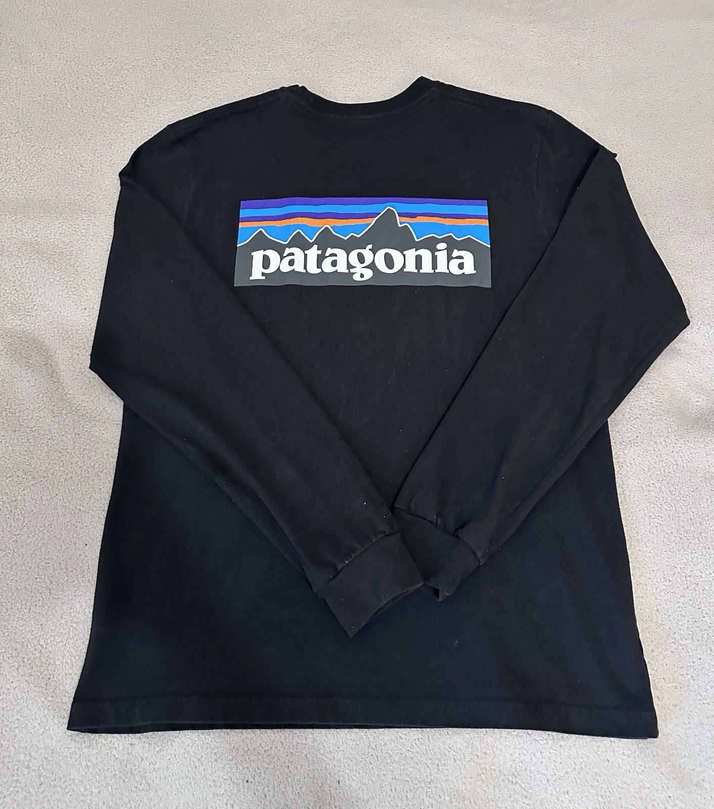 Patagonia Shirt Men’s Black Long Sleeve P-6 Graphic Logo Responsibili-Tee Size S