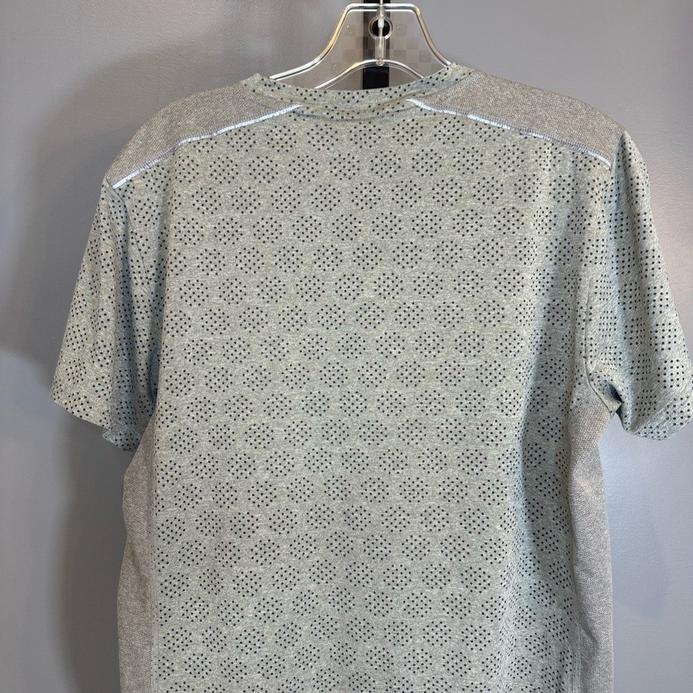 Bonobos Goodsport Performance T-Shirt Men’s M Slim Gray Athletic Tee