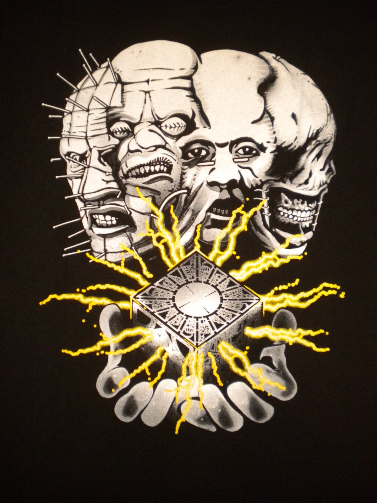 HELLRAISER TeeVillain T-Shirt Pain Has A Face PINHEAD Cenobites Art Clive Barker