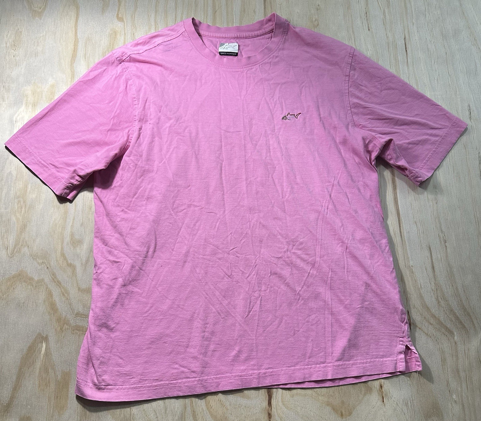 Greg Norman Collection Men’s Large Pink Crew Neck T-Shirt Shark Logo Cotton L