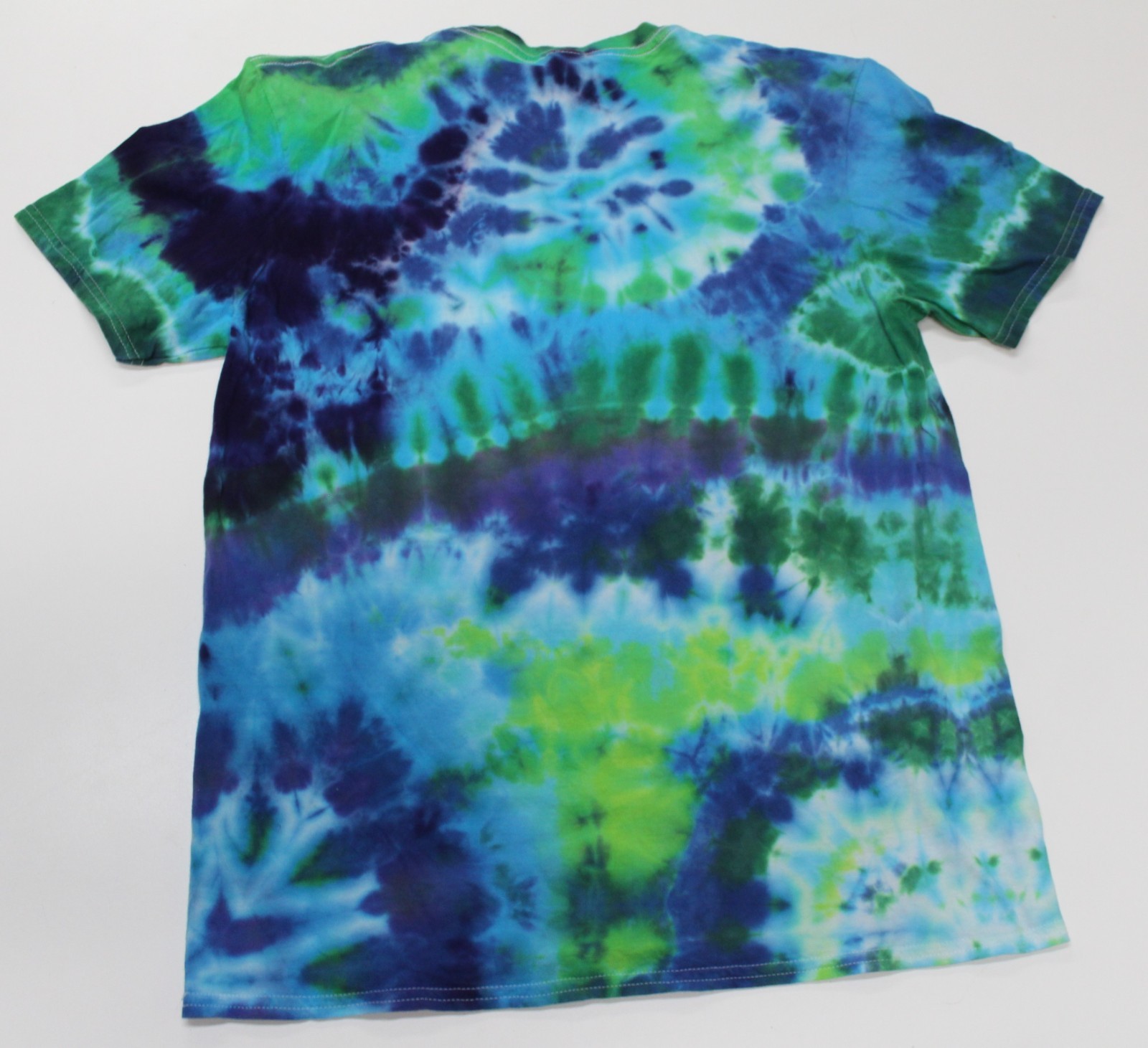 Tie Dye T-Shirt Adult L Green Reptile Bones Gildan Softstyle Cotton Short Sleeve