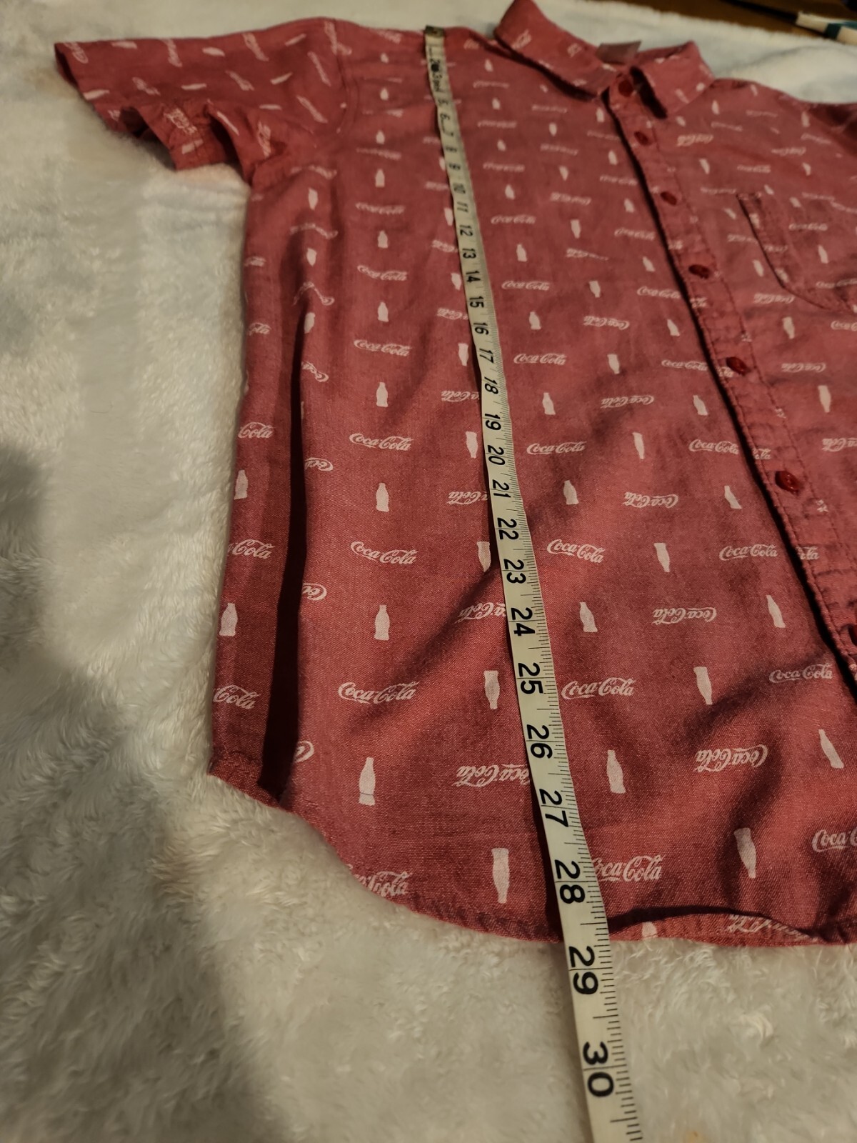Coca Cola Print Red Shirt Size Xl Sz Lg button front Unisex Memorabilia