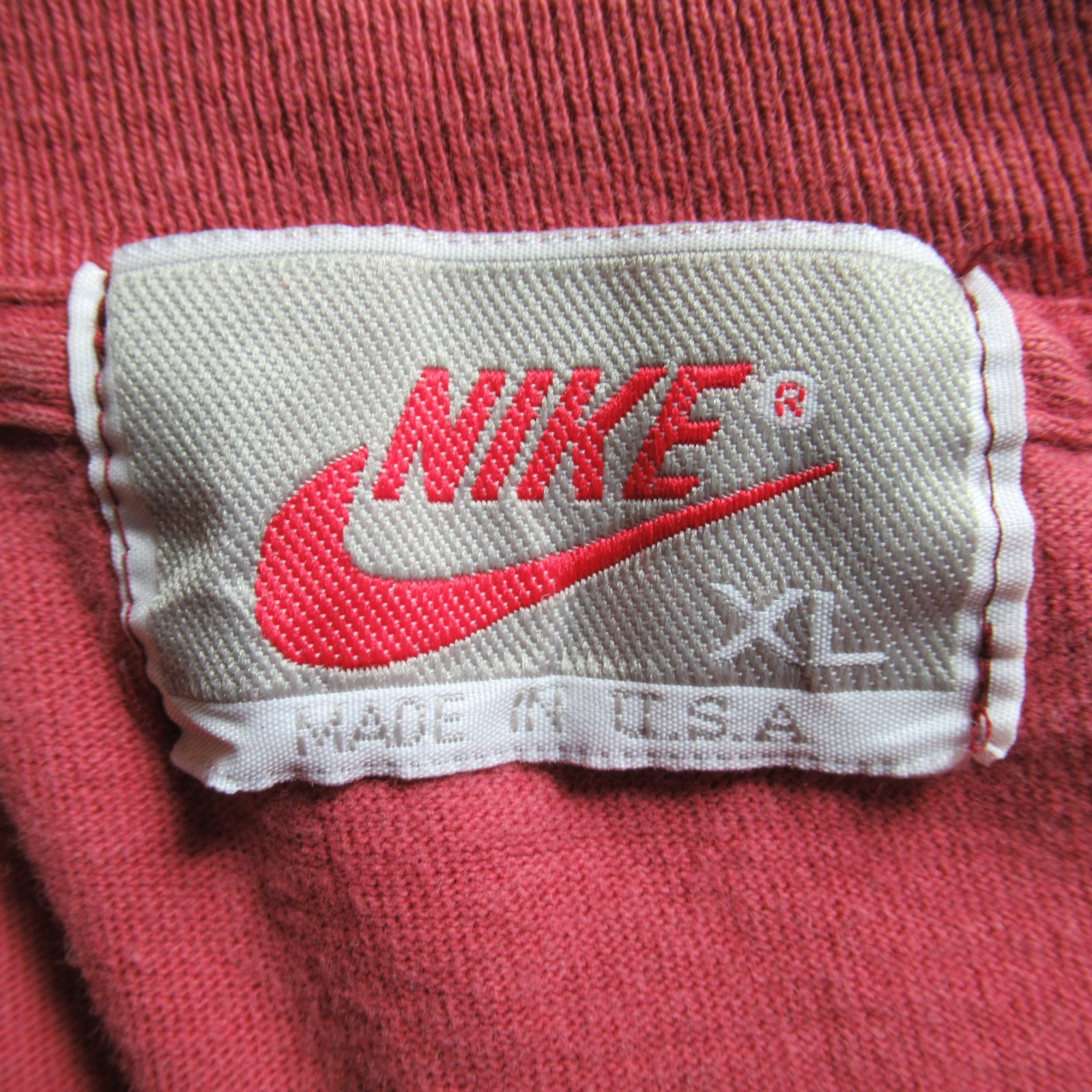 Vintage NIKE T-Shirt Mens XL Red Single Stitch Swoosh Grunge Made in USA 80s 90s