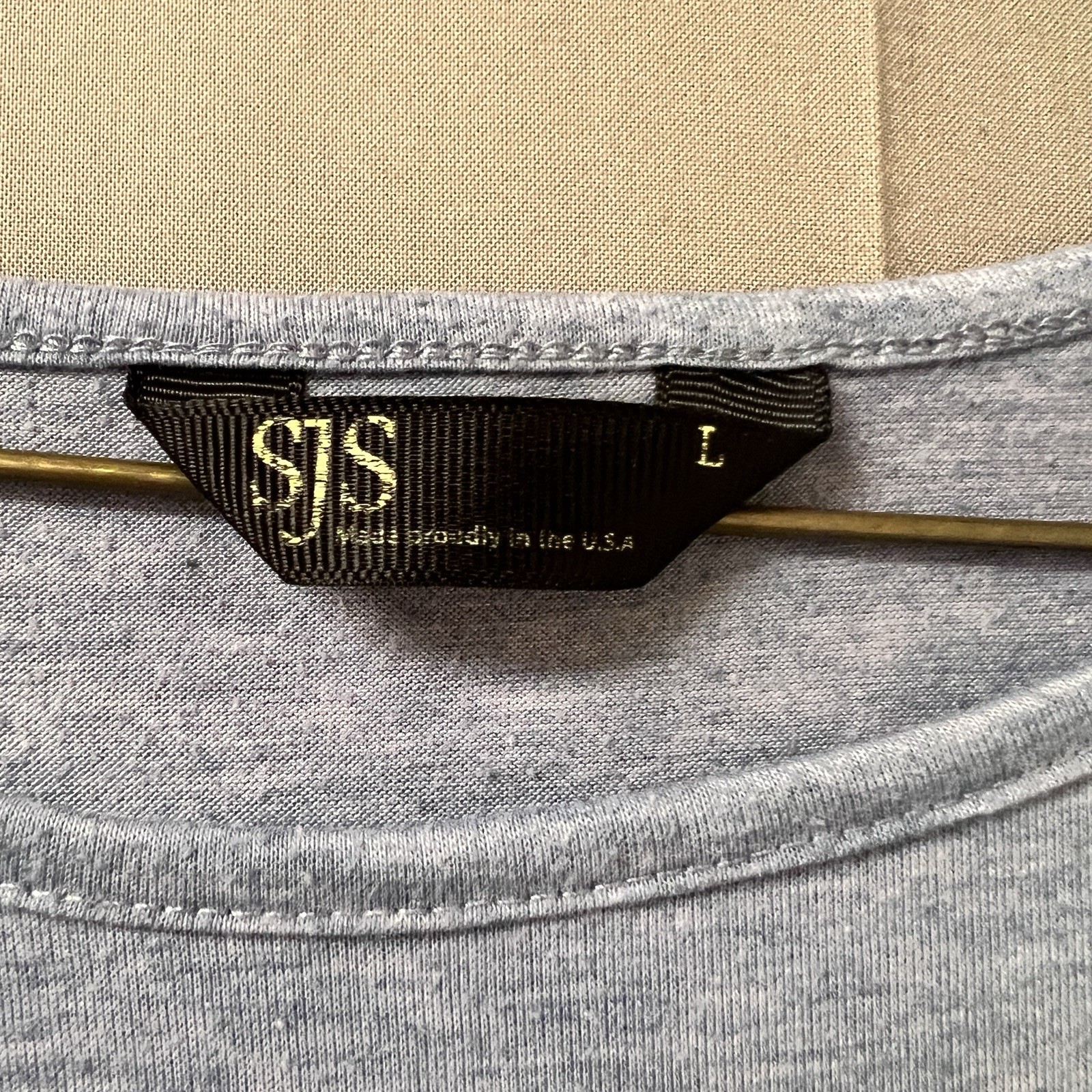 SJS womens t-shirt top in blue with silver foil arrow graphics Size Large BR2089