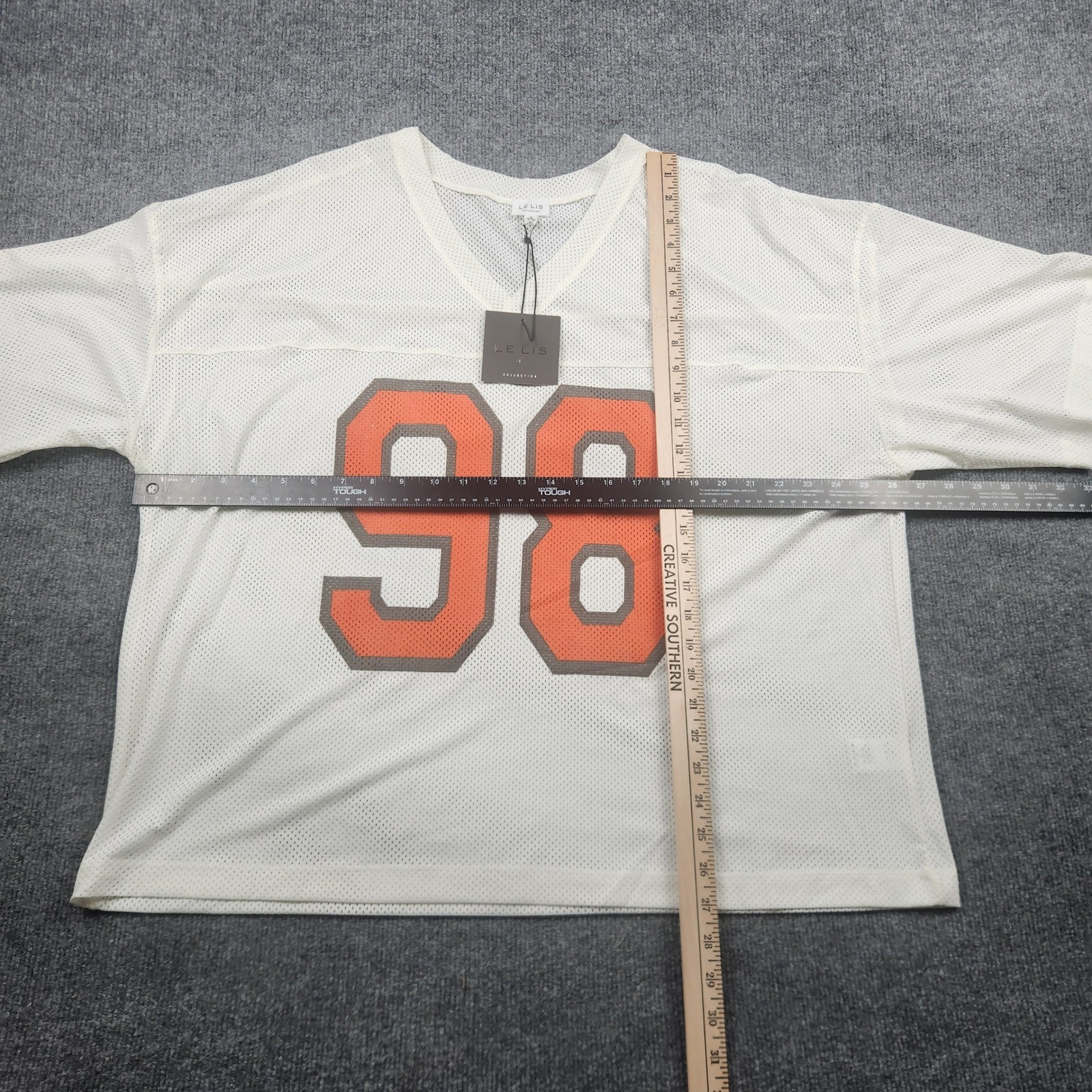 Le Lis White Mesh V-Neck Jersey Graphic 98 Top IT3716 Mens Large NEW