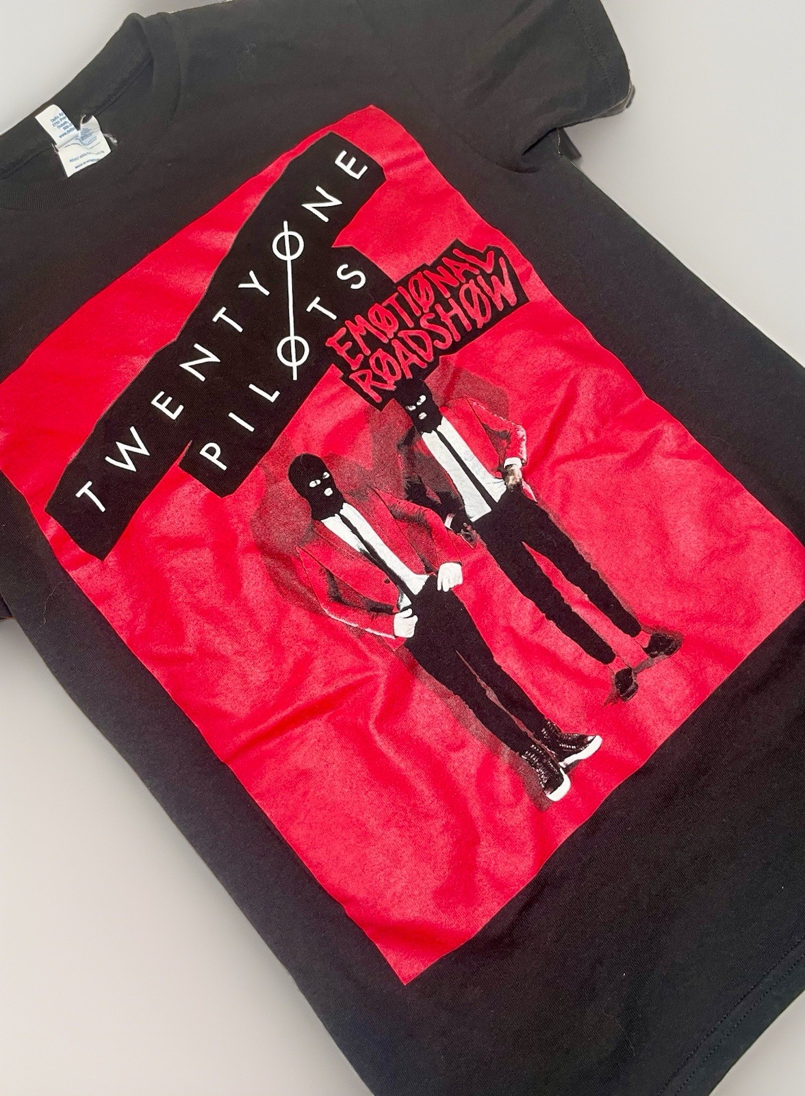 Twenty One Pilots Emotional Roadshow 2017 Tour T-Shirt Size Small Merch