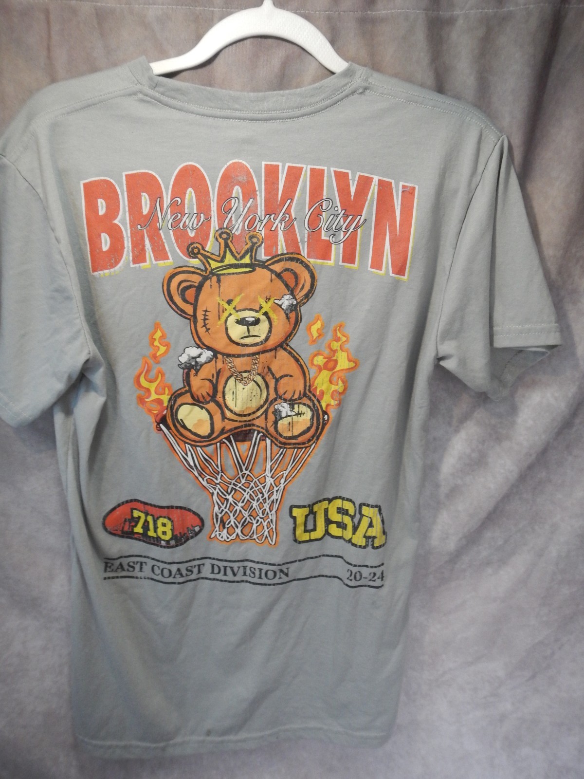 Launder Brooklyn Vertical Men’s Medium Graphic Print Short Sleeve T‑Shirt