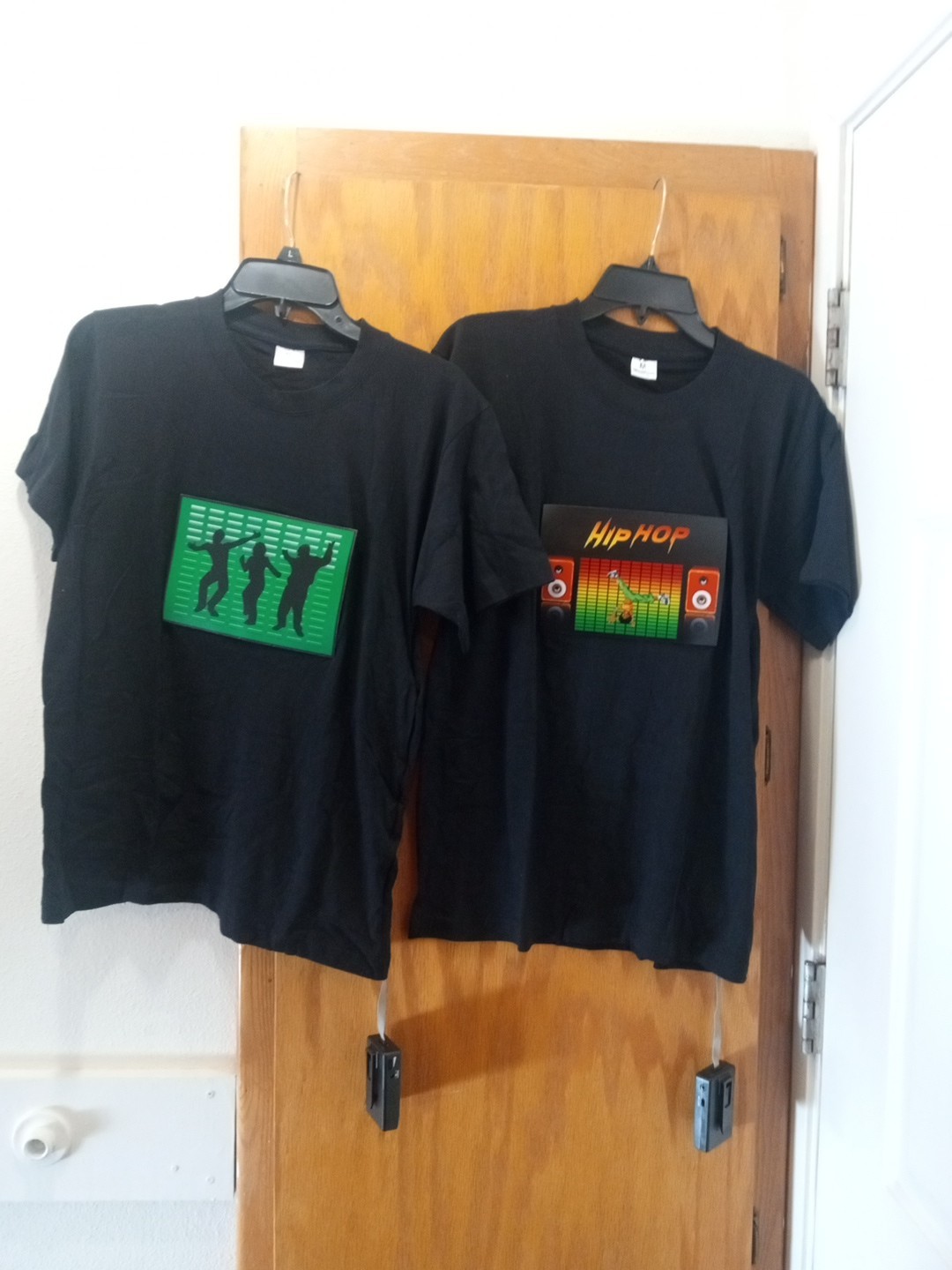 Customize Sound Activated Cotton Tshirts, Light Up, Power Packs Included,2sz Sm.