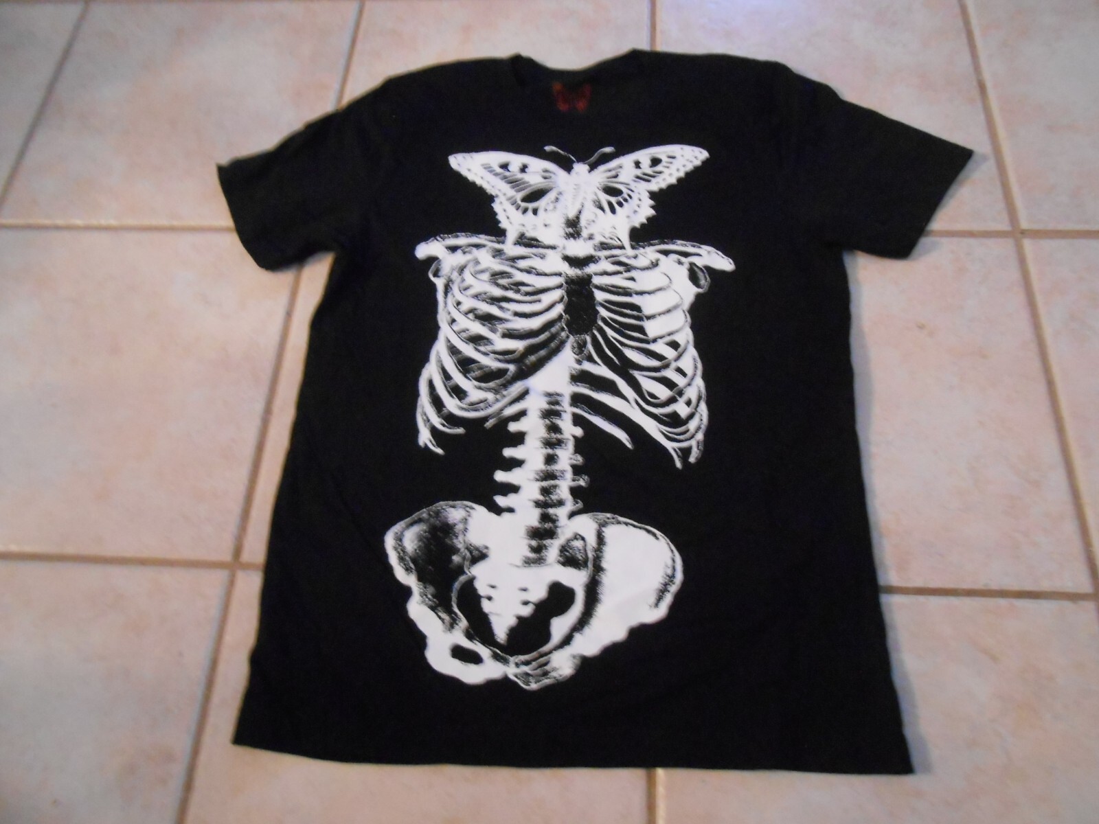 NEW SIZE X LARGE PLAYBOI CARTI BLACK T-SHIRT BUTTERFLY SKELETON 2017 TOUR RARE