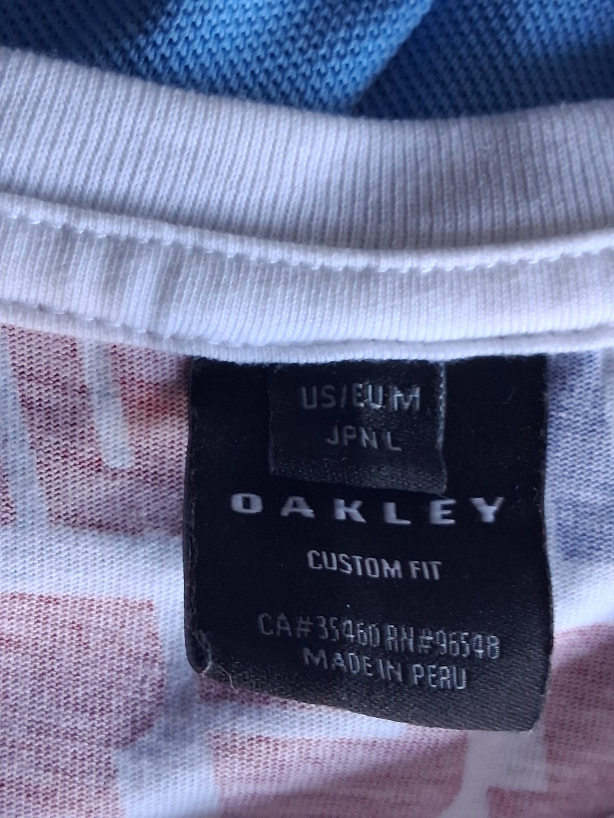 Oakley Shirt Mens Medium Red Blue Allover AOP USA Custom Fit Graphic 90s Vintage