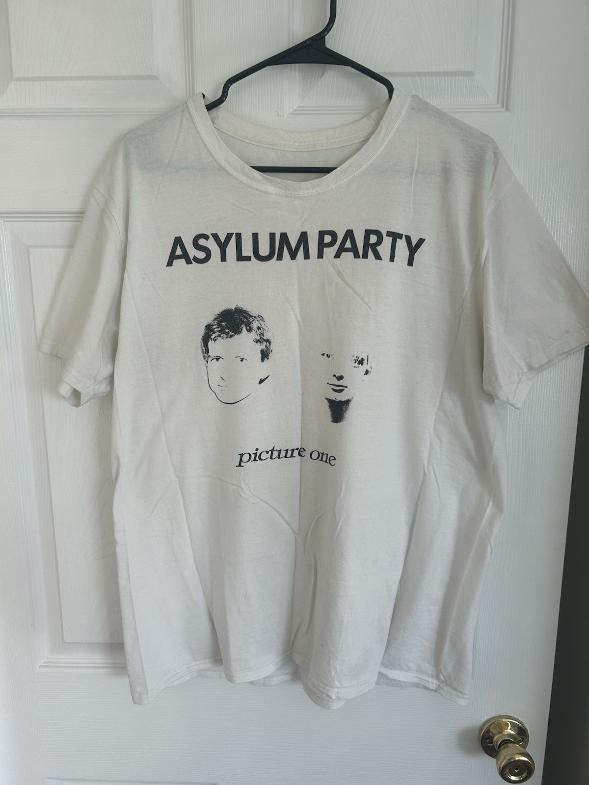 Asylum Party Picture One White T-Shirt Size L Cold wave Band