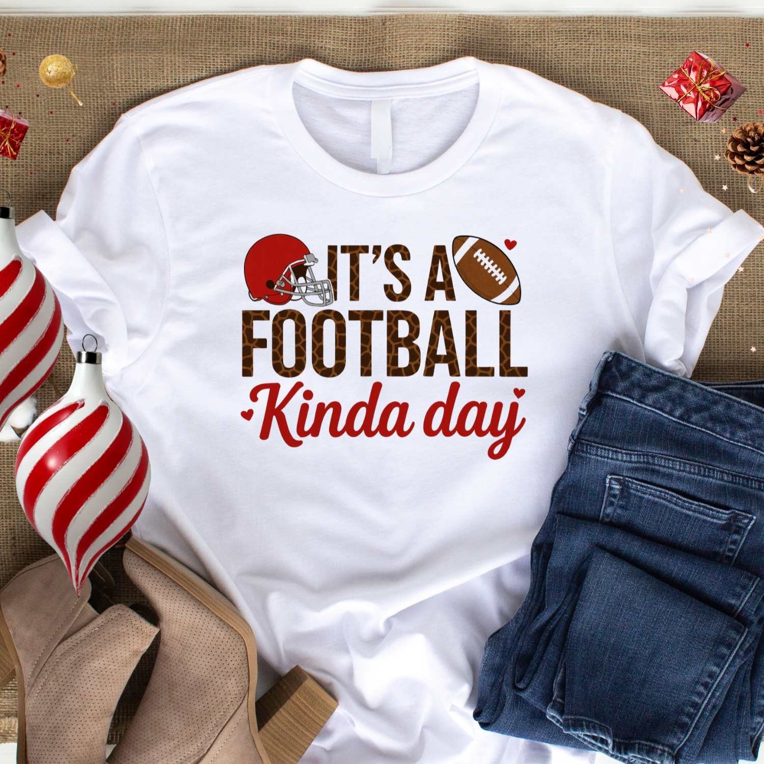 It’s Football Kinda Day T‑Shirt Cute Heart Unisex Football Tee Game Day Lovers