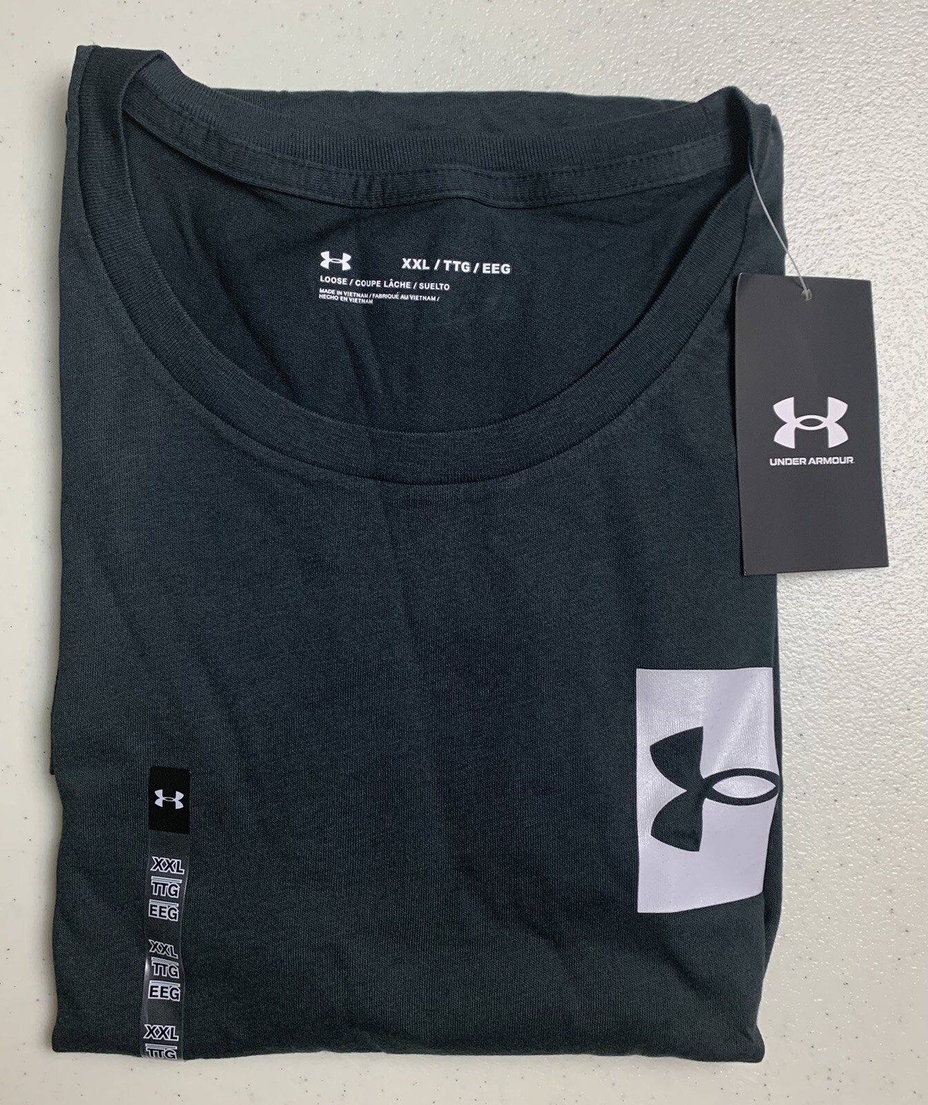 Under Armour Athletic Black Box Logo Loose Fit Graphic T-Shirt 2XL XXL Brand New