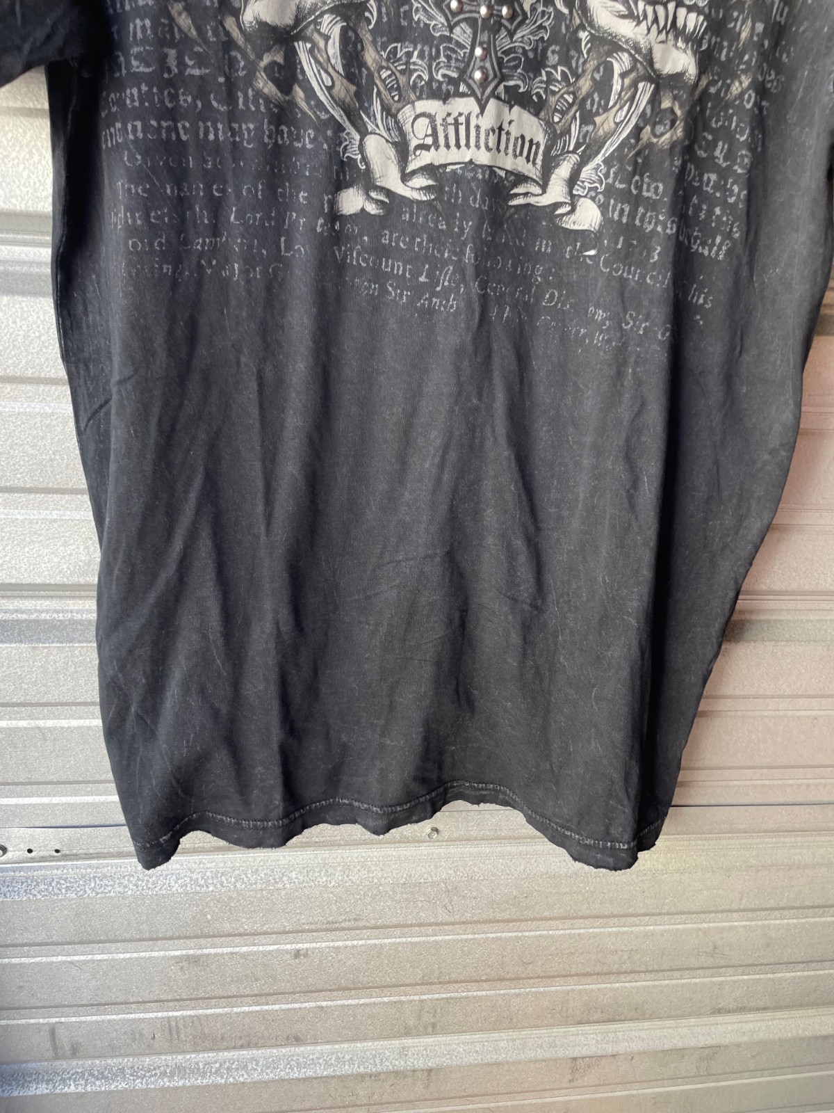 Affliction Double Skull Beaded Cross Graphic Black T-Shirt Men’s Large