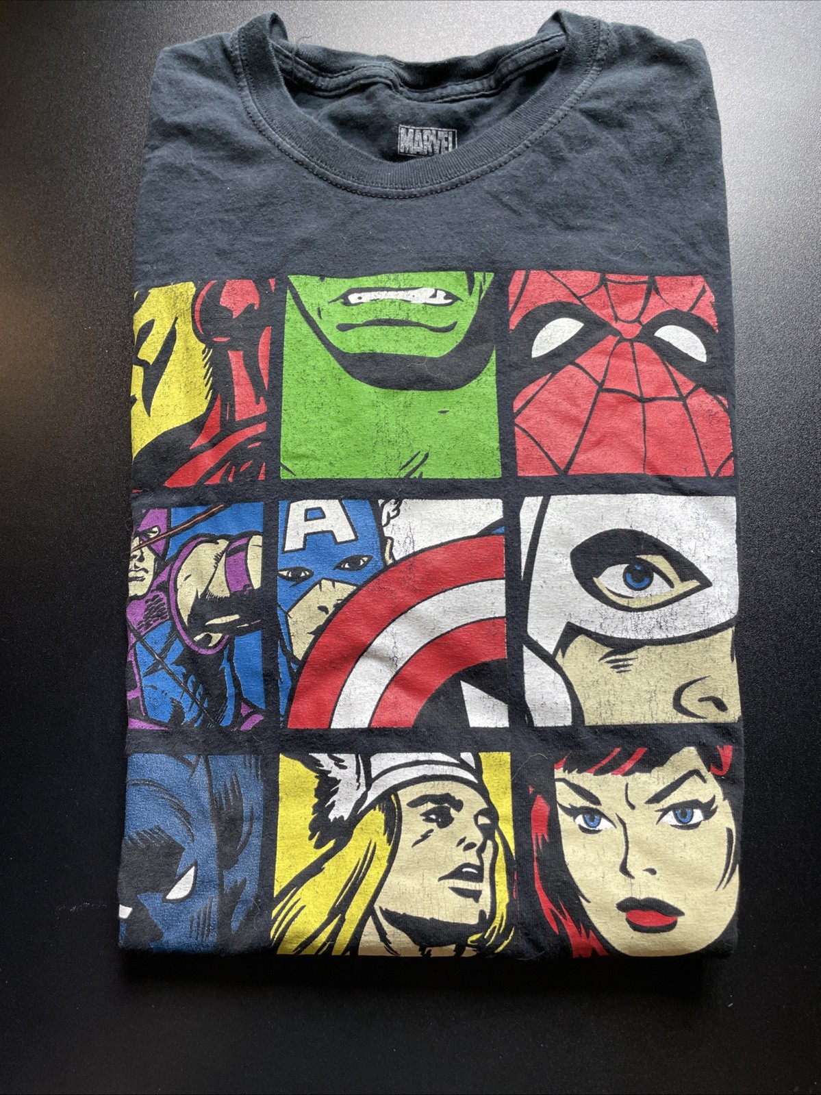 Marvel Size Medium Black T Shirt Short Sleeve Comic Book Graphic Tee Avengers