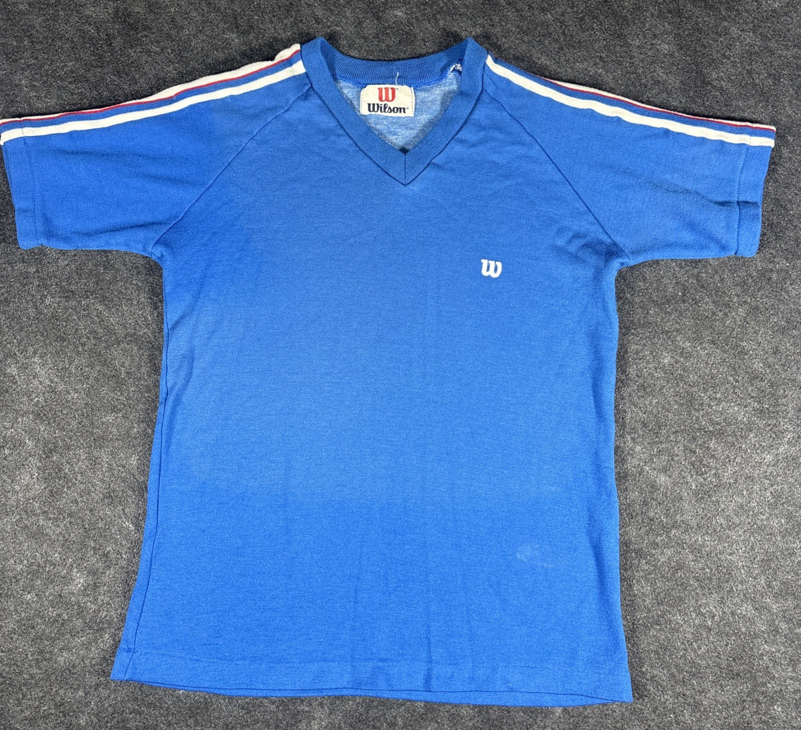 70’sWilson T-Shirt blue v-neck cotton/acrylic sweatshirt/jersey weave Vintage