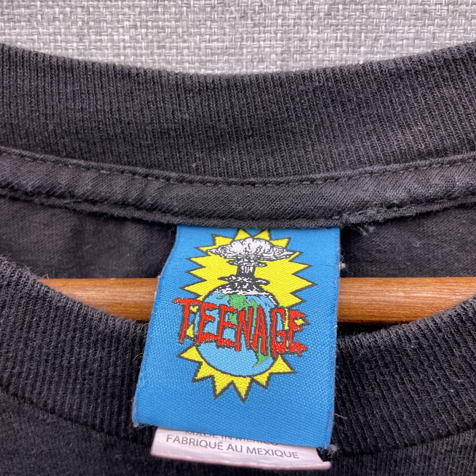 Teenage T Shirt Mens 2XL Have A Nice Day Earth Nuke Bomb Smoke Cloud SS Y2K