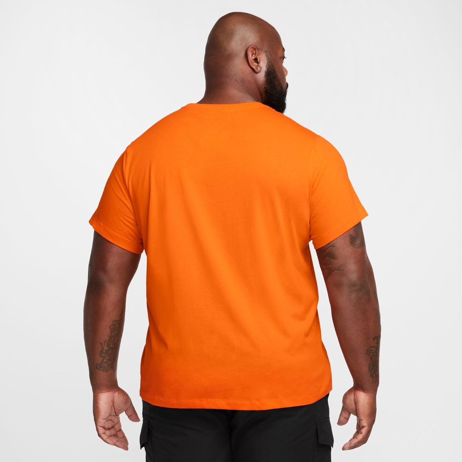 Nike Mens Sportswear Club Tee – Safety Orange – M