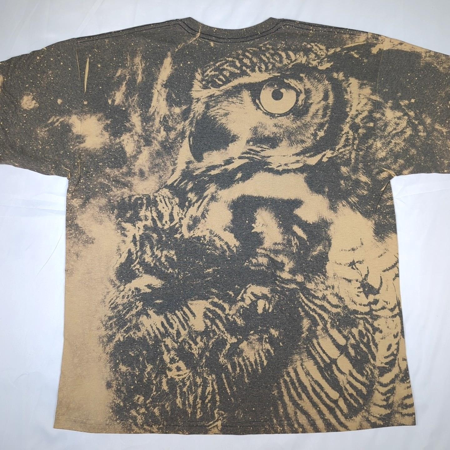 BONNIE LATHAM Vtg Wildlife Art OWL All Over Print AOP Graphic T-SHIRT Men’s L