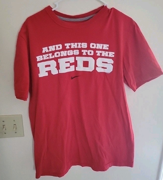 Nike Cincinnati Reds Red T-Shirt Size L And This One Belongs To The Reds MLB NL