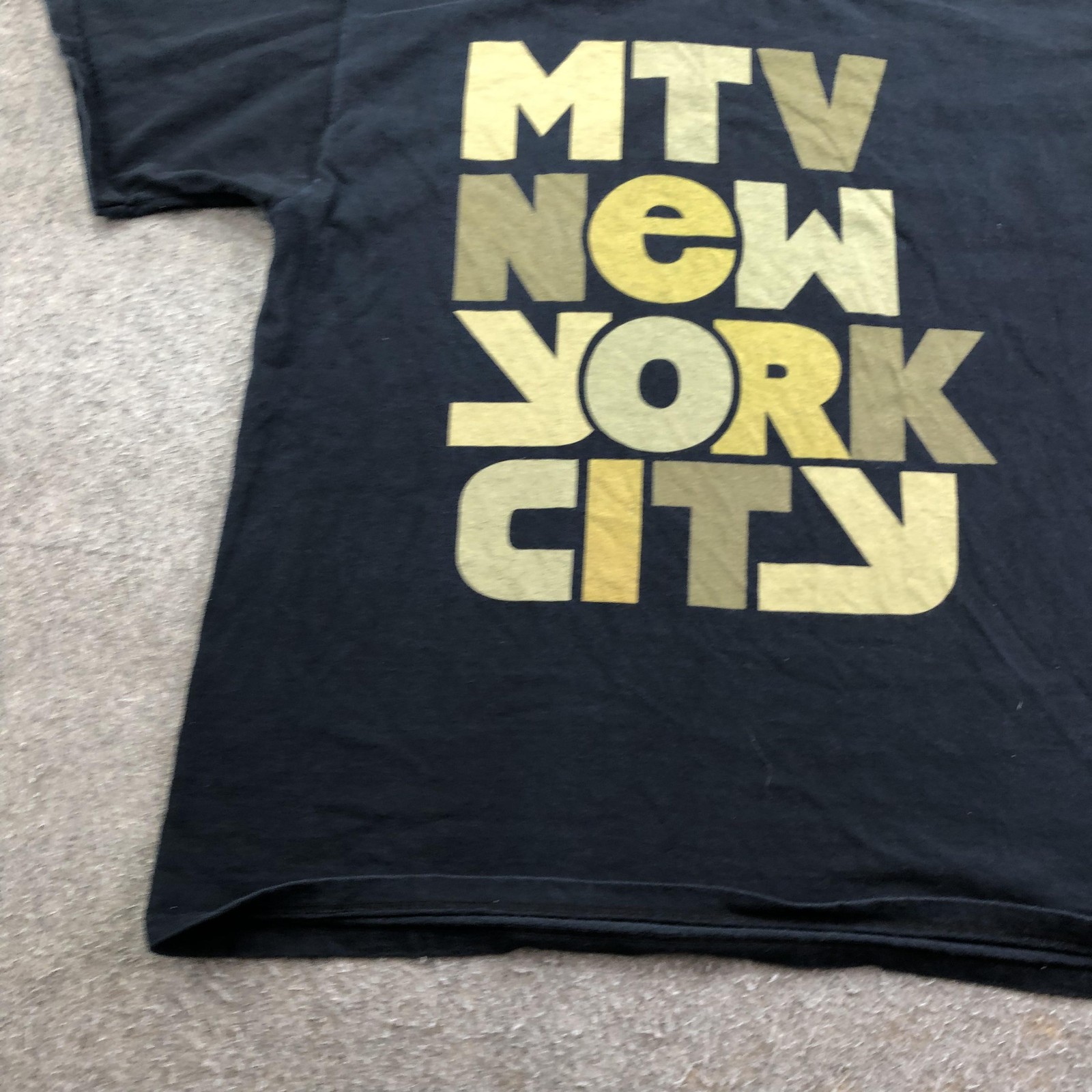 Vintage MTV Shirt Mens XL Black MTV New York City Graphic Tee 2006