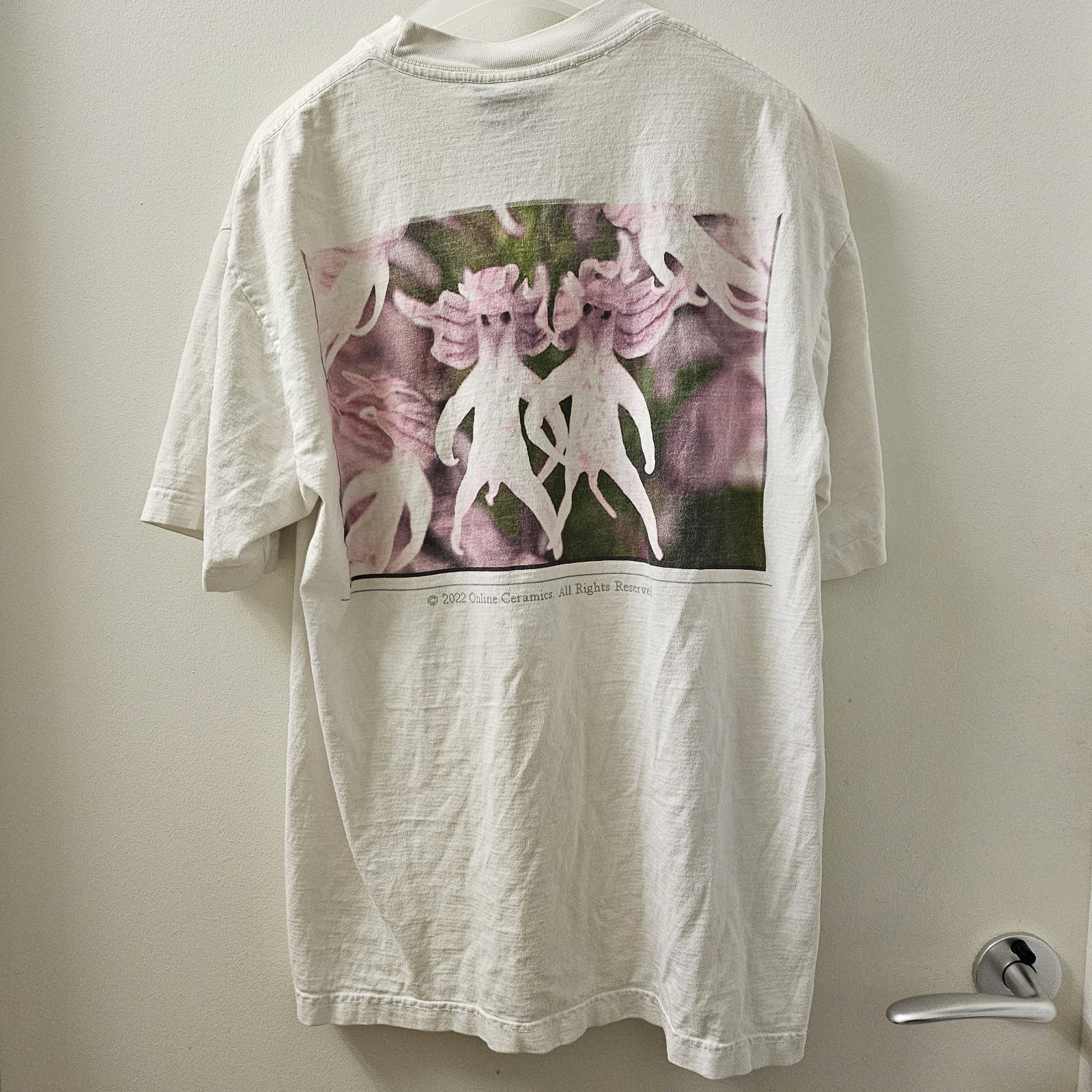 Online Ceramics Seed Graphic T Shirt M