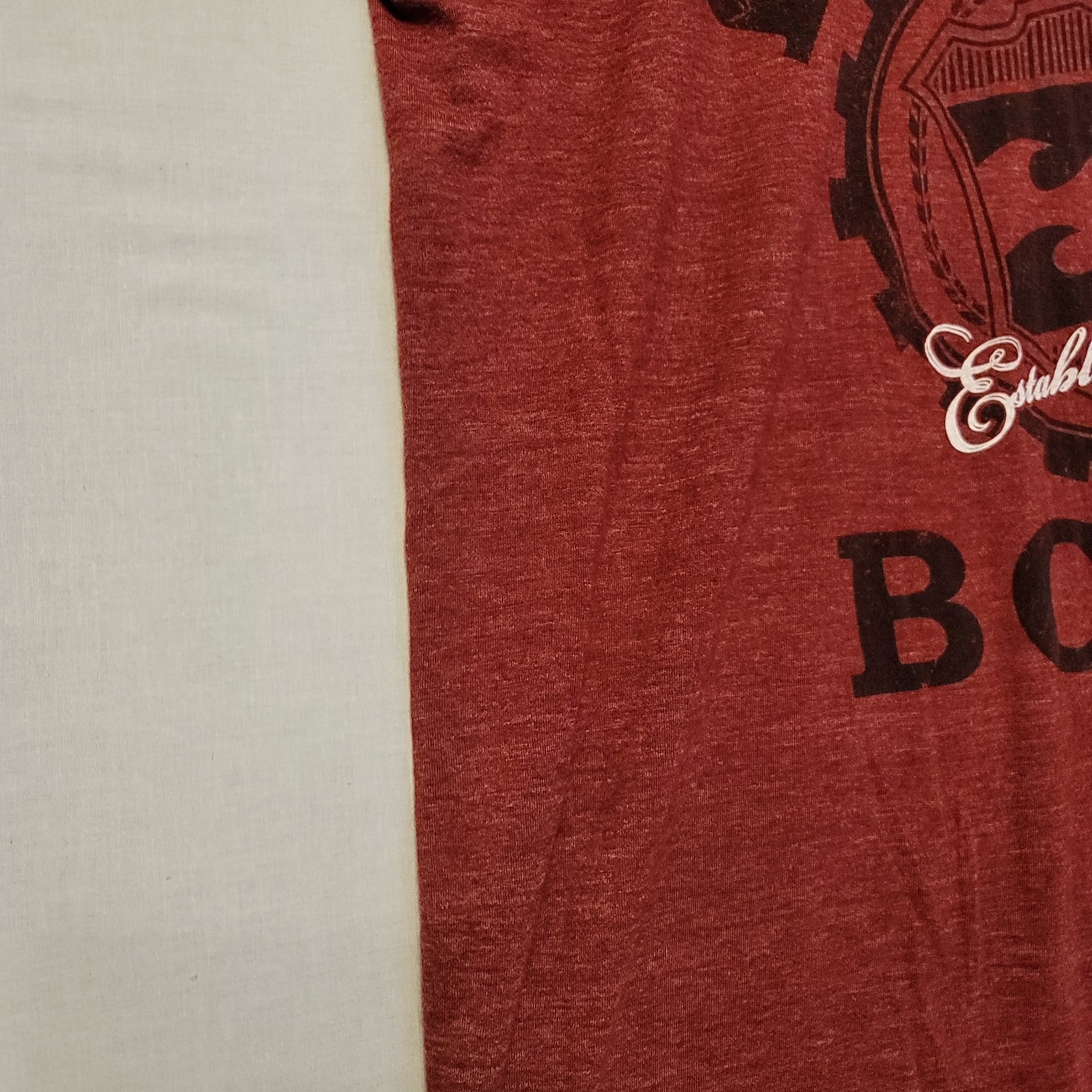 Billabong T-shirt M Wave Badge Logo Est 1973 Poly/Cotton/Rayon Brick Red V Good