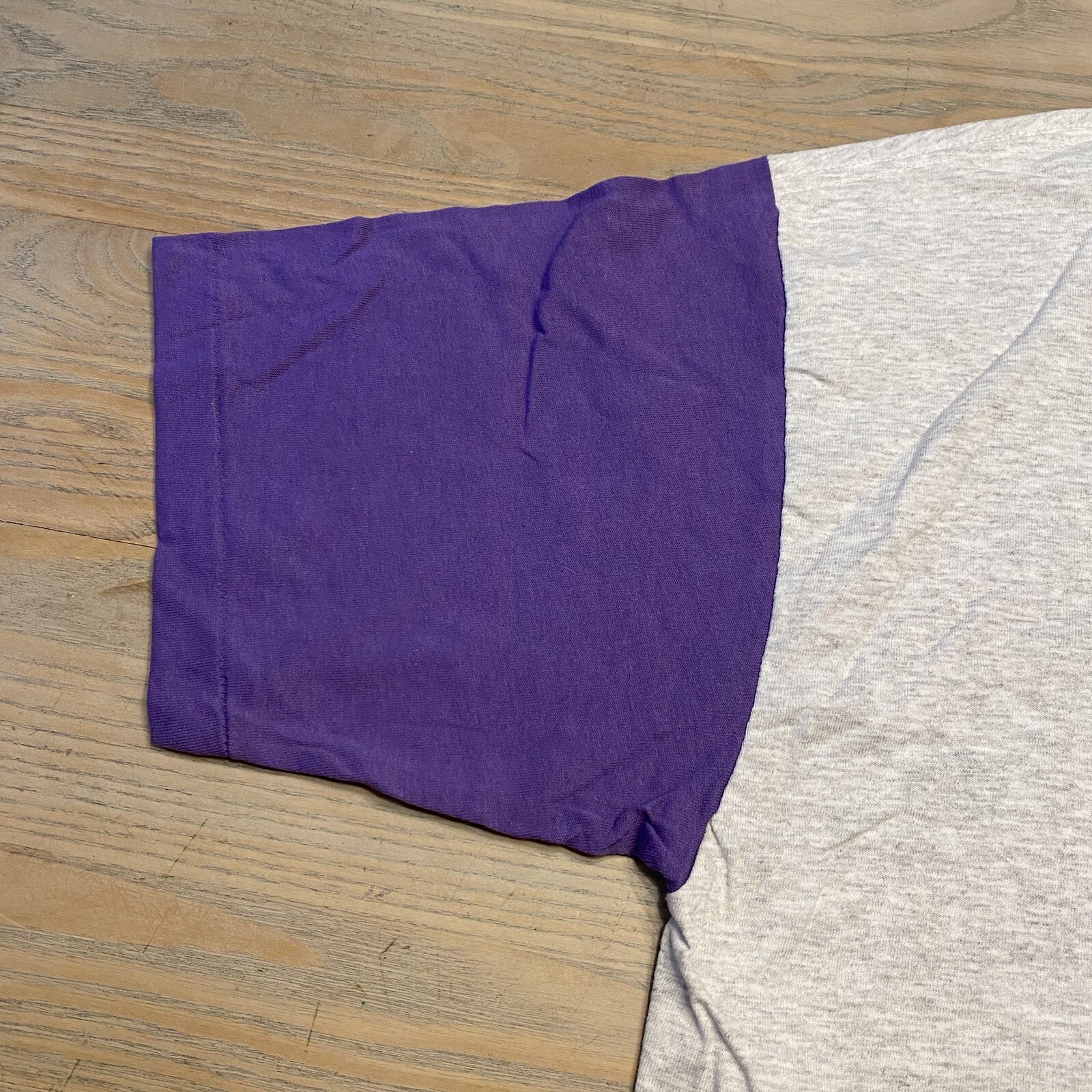 VTG Belton Designer Knits Gray Purple Contrast Sleeves Mens XL Single Stitch USA