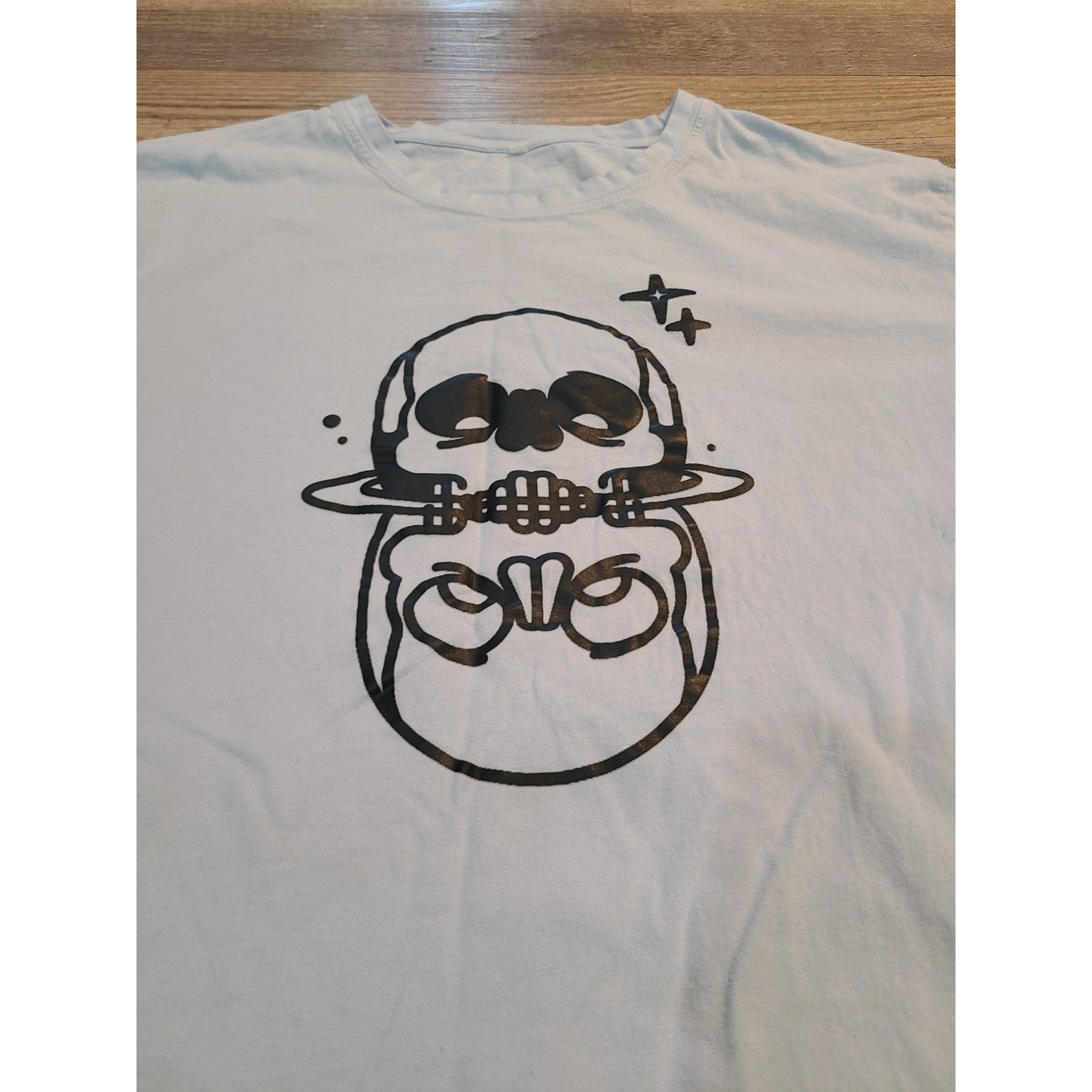 Unknown brand large unisex men’s tee