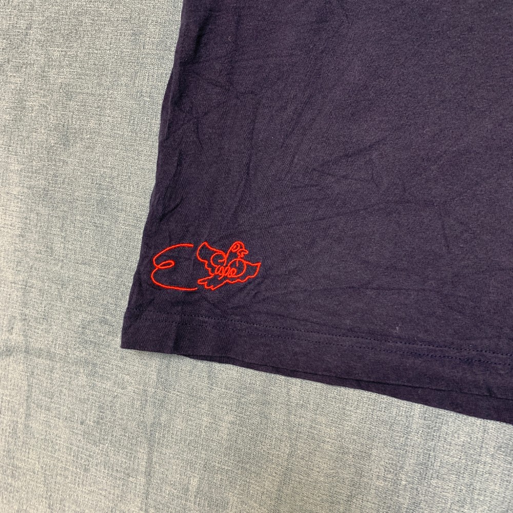 Uniqlo T-Shirt Mens Medium Navy Blue Cotton Work Graphic Casual Everyday Wear