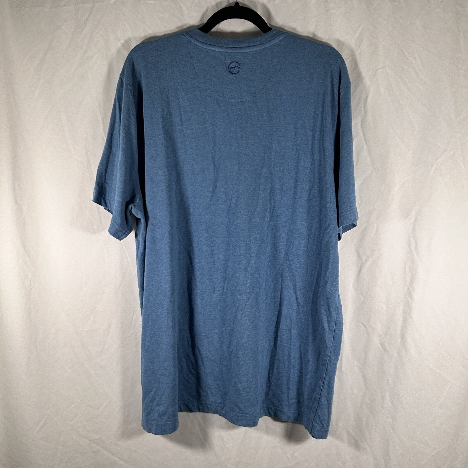 Magellan Fishing Shirt Men’s XL Blue Crew Neck Short Sleeve Classic Fit Moist Wi