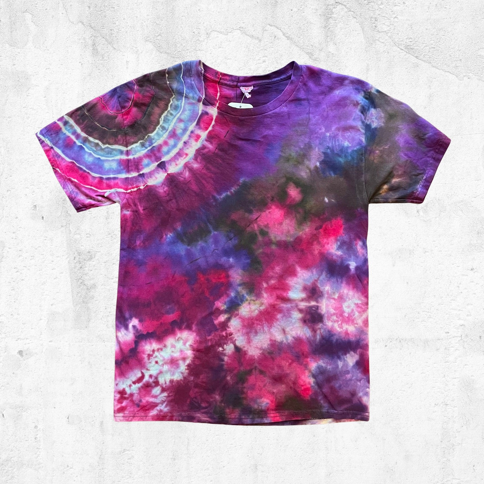 Tie Dyed Unisex T-shirt – Geode Reverse Ice Dye – Pink Purple Size Medium