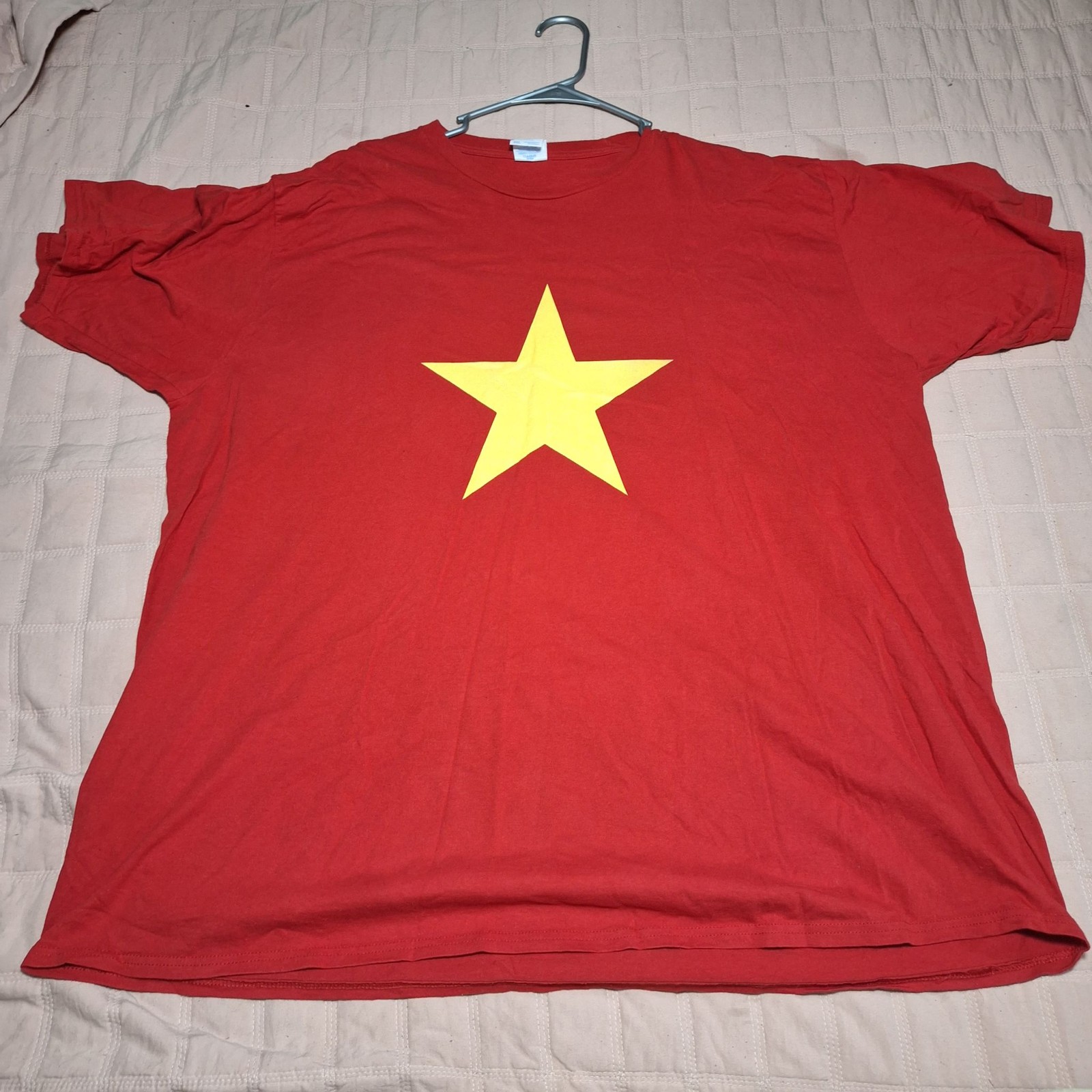 Port & Company T-Shirt Mens 3XL Red Yellow Star Graphic Short Sleeve Tee Cotton