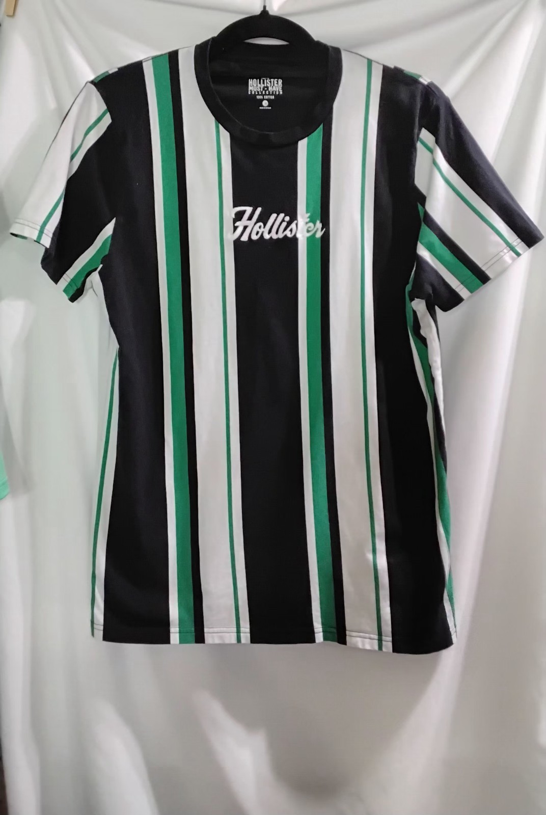 Hollister Must-Have Collection Tshirt Vertical Striped Black Green Mens Medium