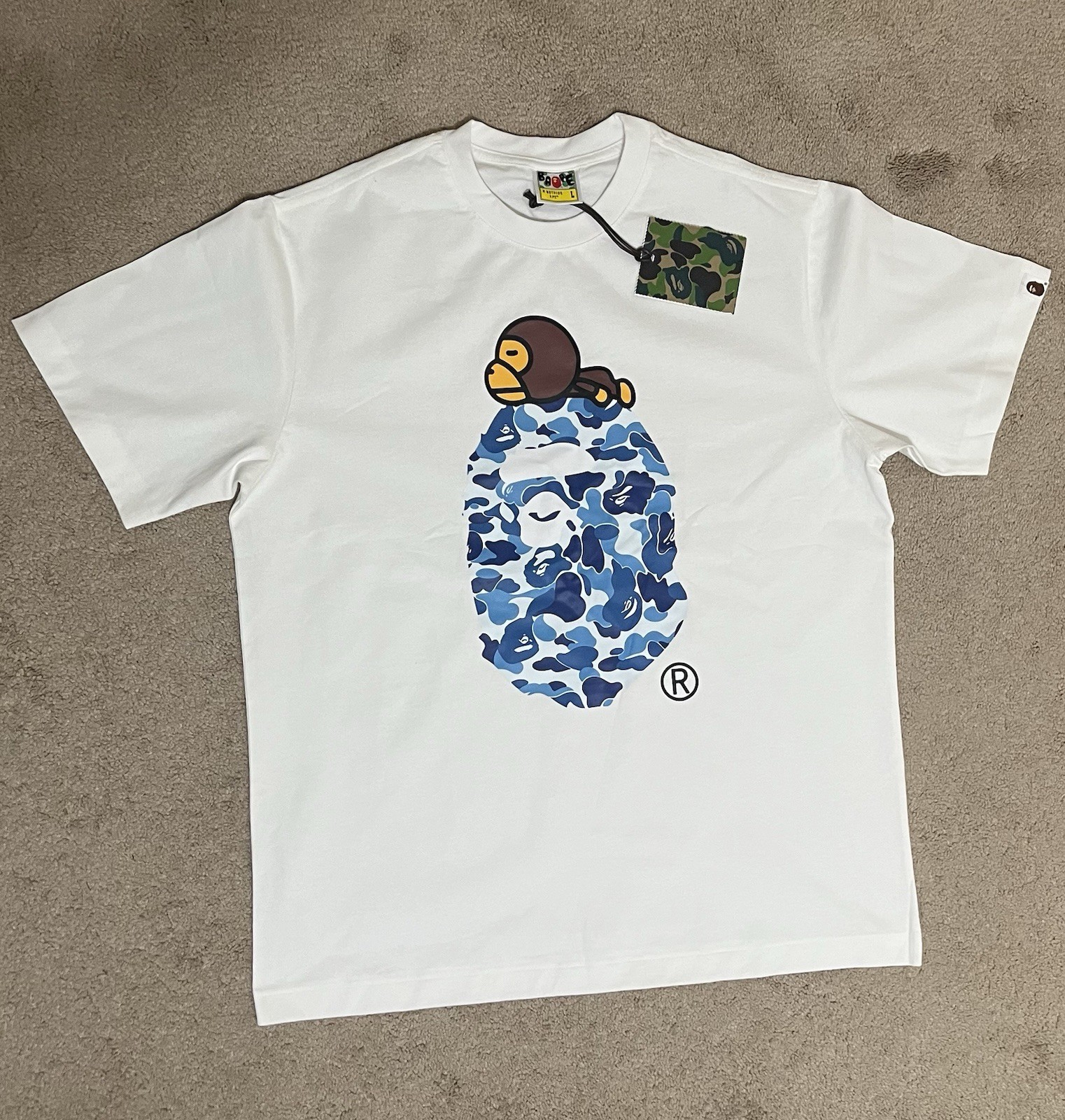 A Bathing Ape Baby Milo Ape Head Camo Graphic Tee White L Cotton Crew Neck