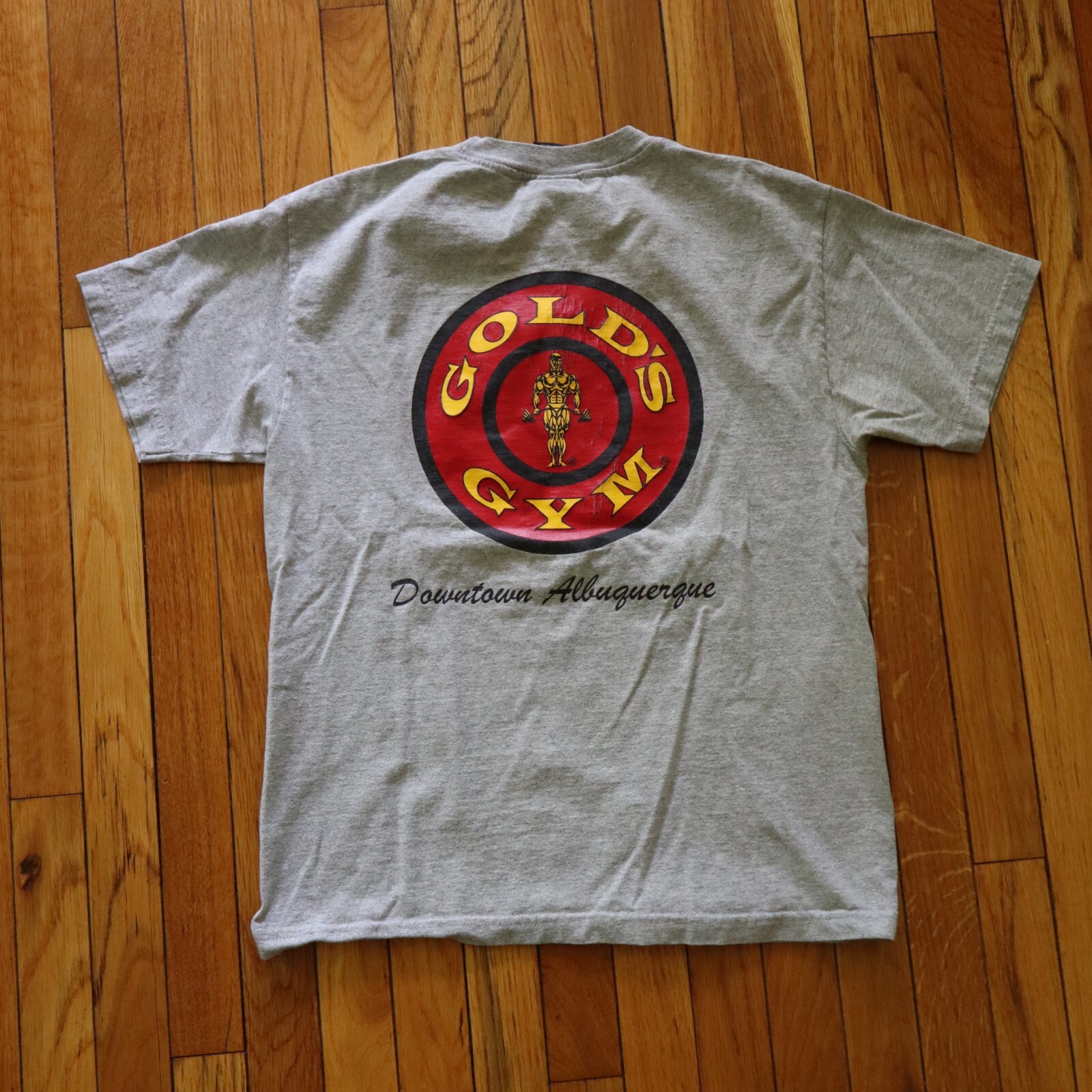 Vtg Gold’s Gym T-Shirt Men M USA Made Gray Bodybuilding Tee Downtown Albuquerque