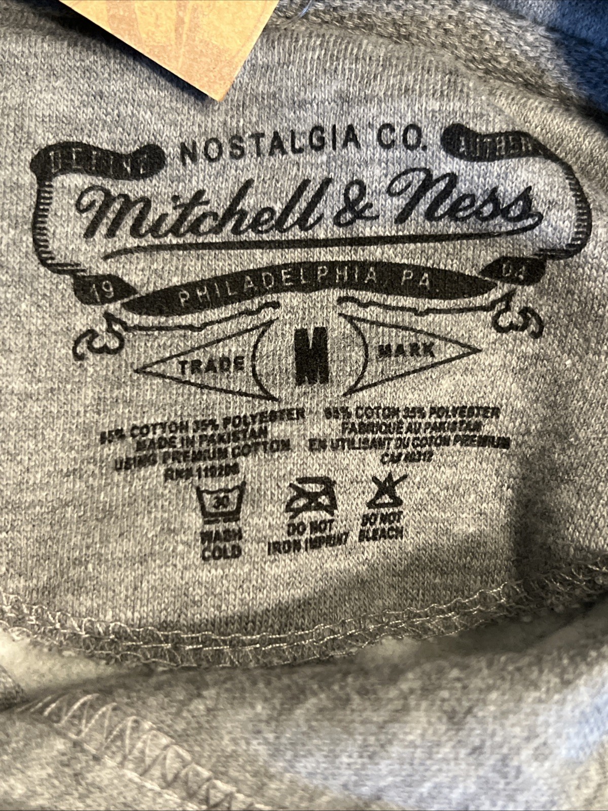 2025 Topps Allen & Ginter Mitchell & Ness HOODIE Size Medium Redemption