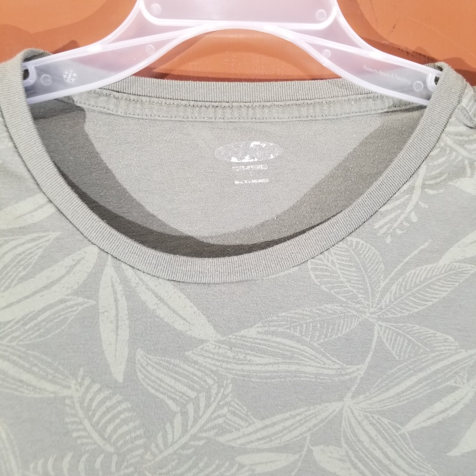 Old Navy Soft‑Washed T‑Shirt Lot 4 Men’s M Solid & Graphic Toucan Floral