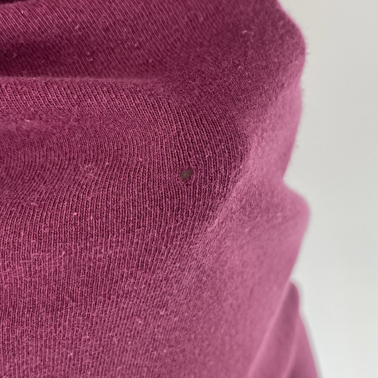 Stussy World Tour T Shirt Wine Red Medium Men’s Crew Neck Tee Spellout