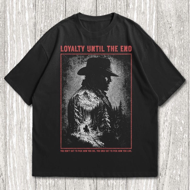 Western Gunslinger Style Unisex Tee, Outlaw Cowboy Graphic T-Shirt For Men